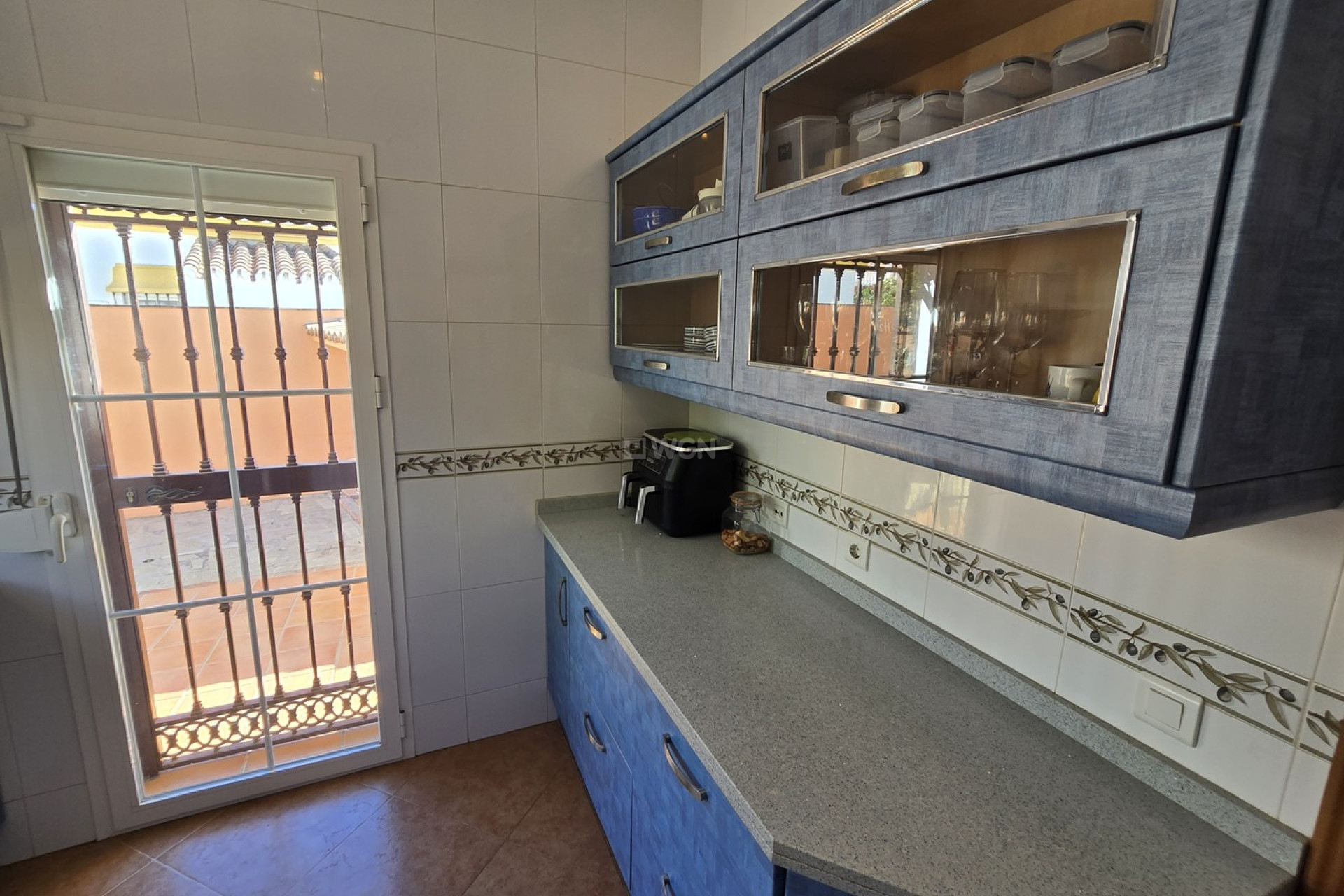 Resale - Villa - Alcaucín - Inland