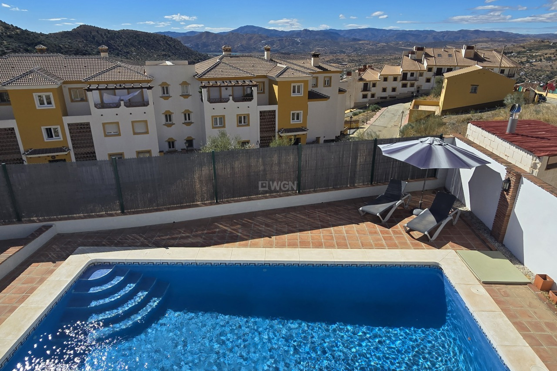 Resale - Villa - Alcaucín - Inland