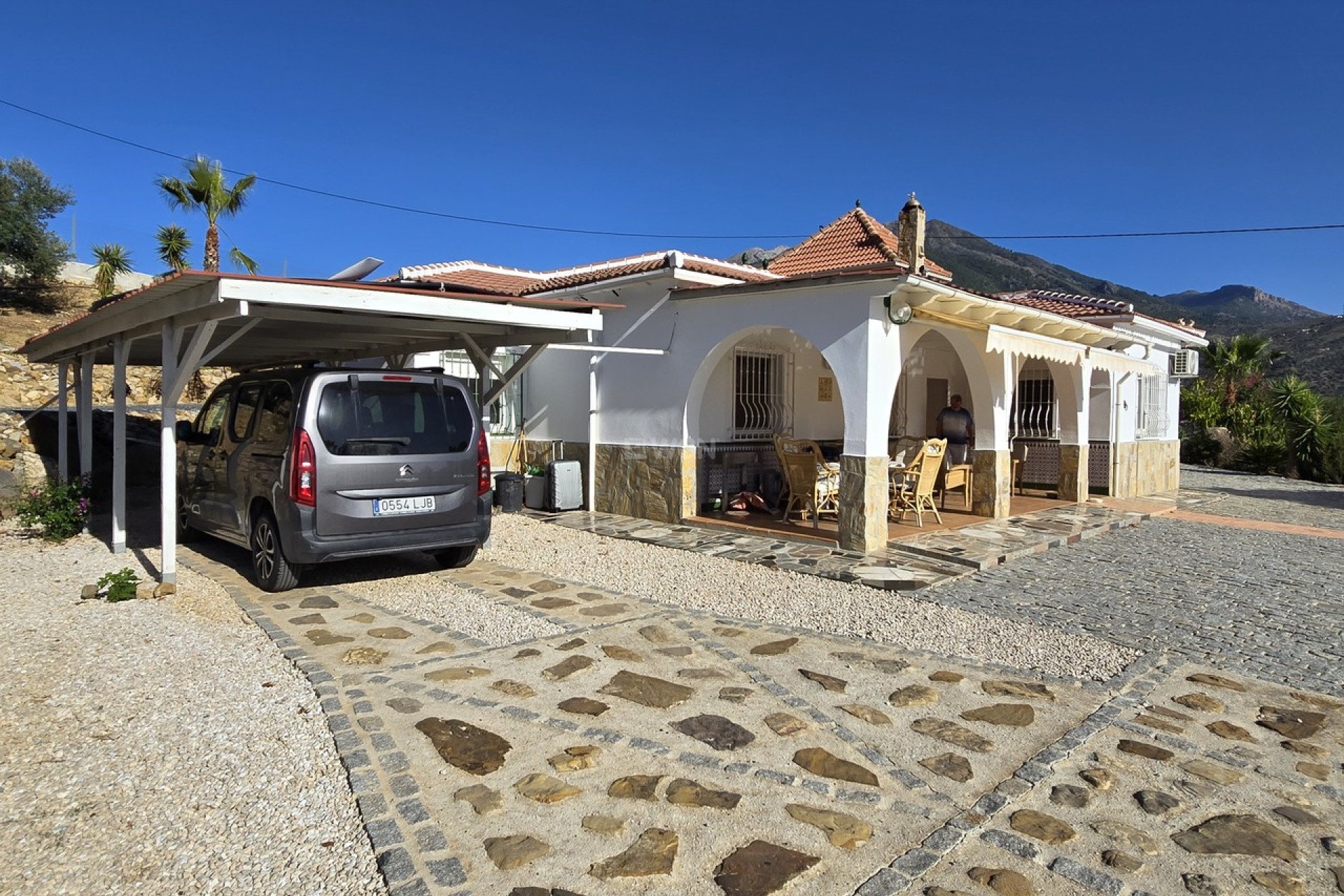 Resale - Villa - Alcaucín - Inland