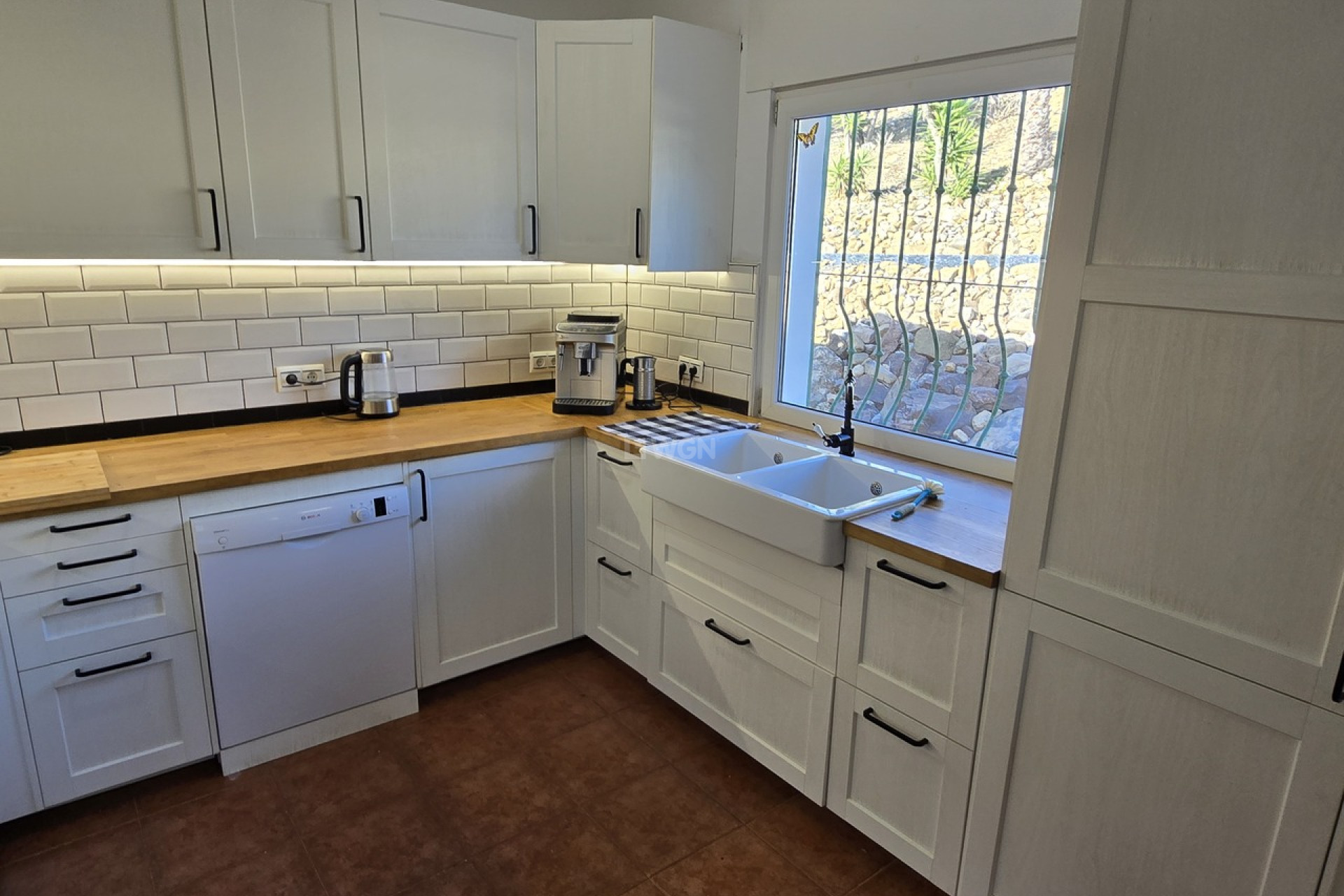 Resale - Villa - Alcaucín - Inland