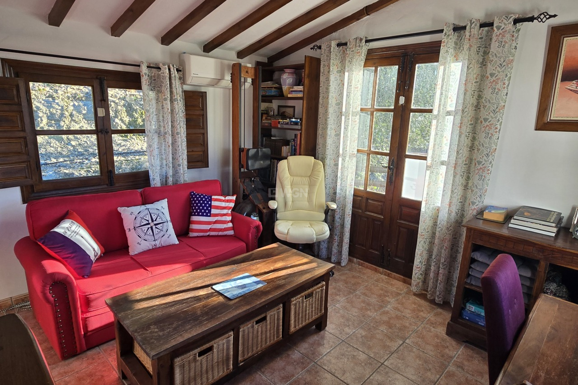 Resale - Villa - Alcaucín - Inland