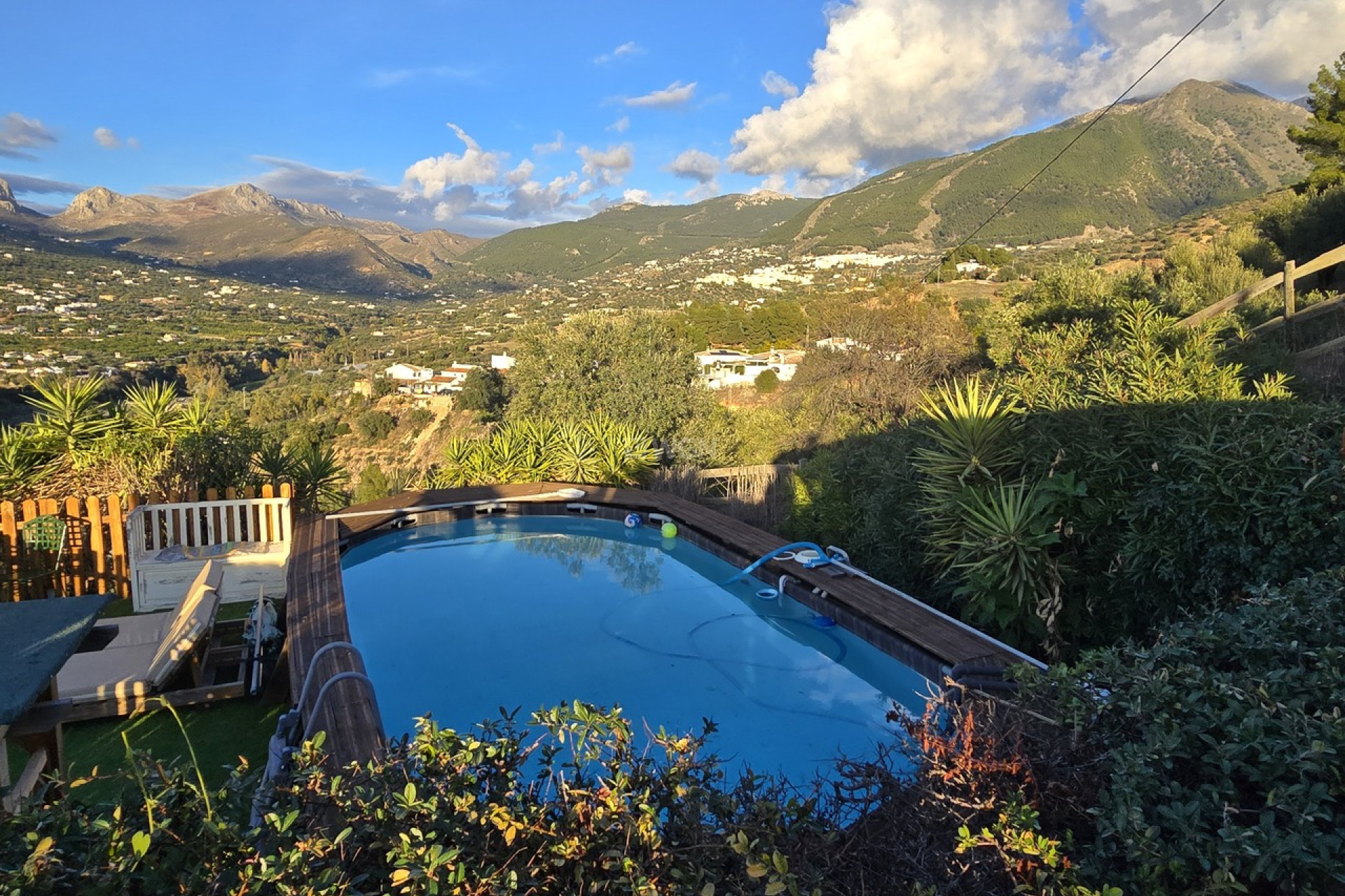 Resale - Villa - Alcaucín - Inland