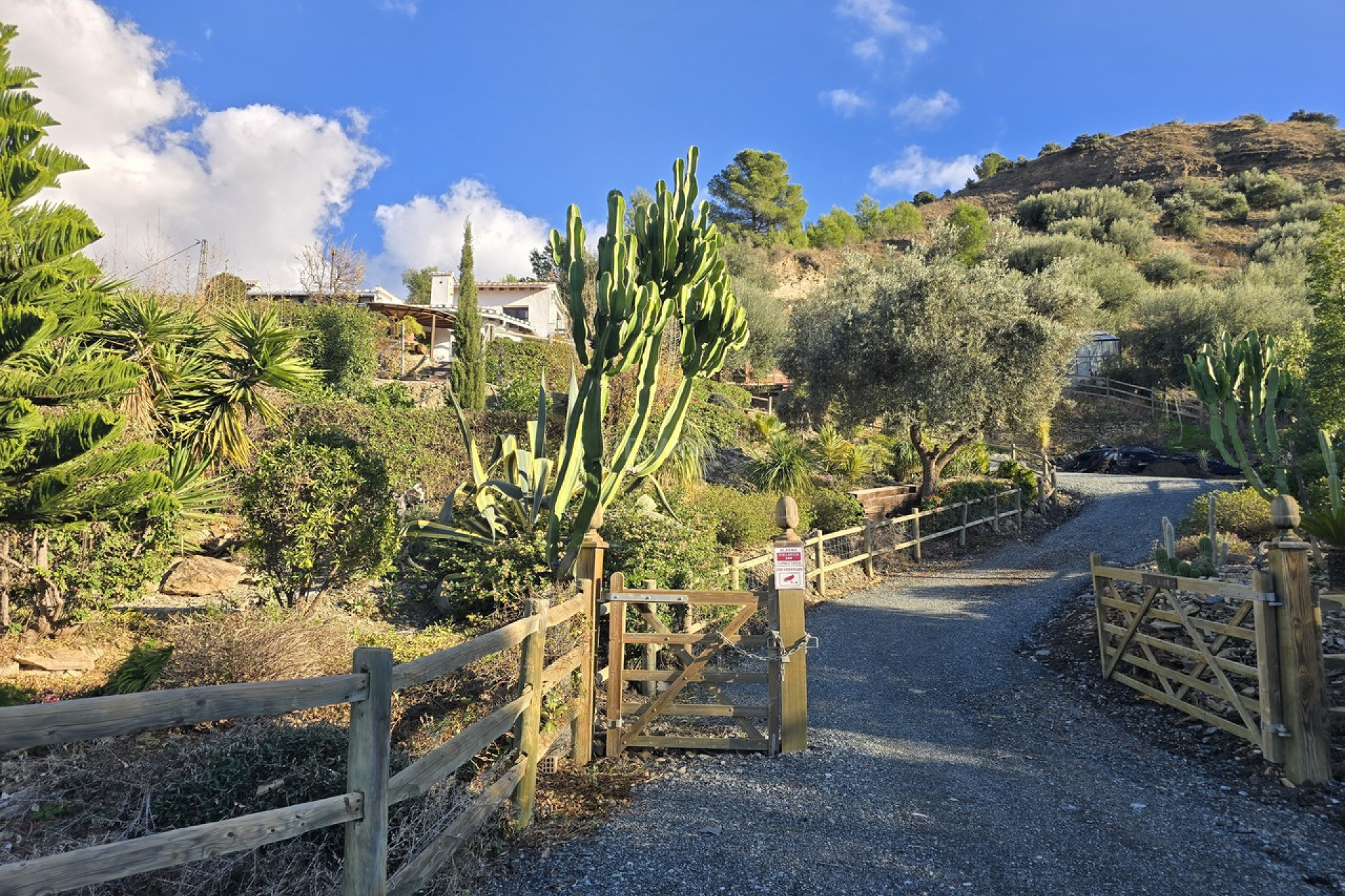 Resale - Villa - Alcaucín - Inland