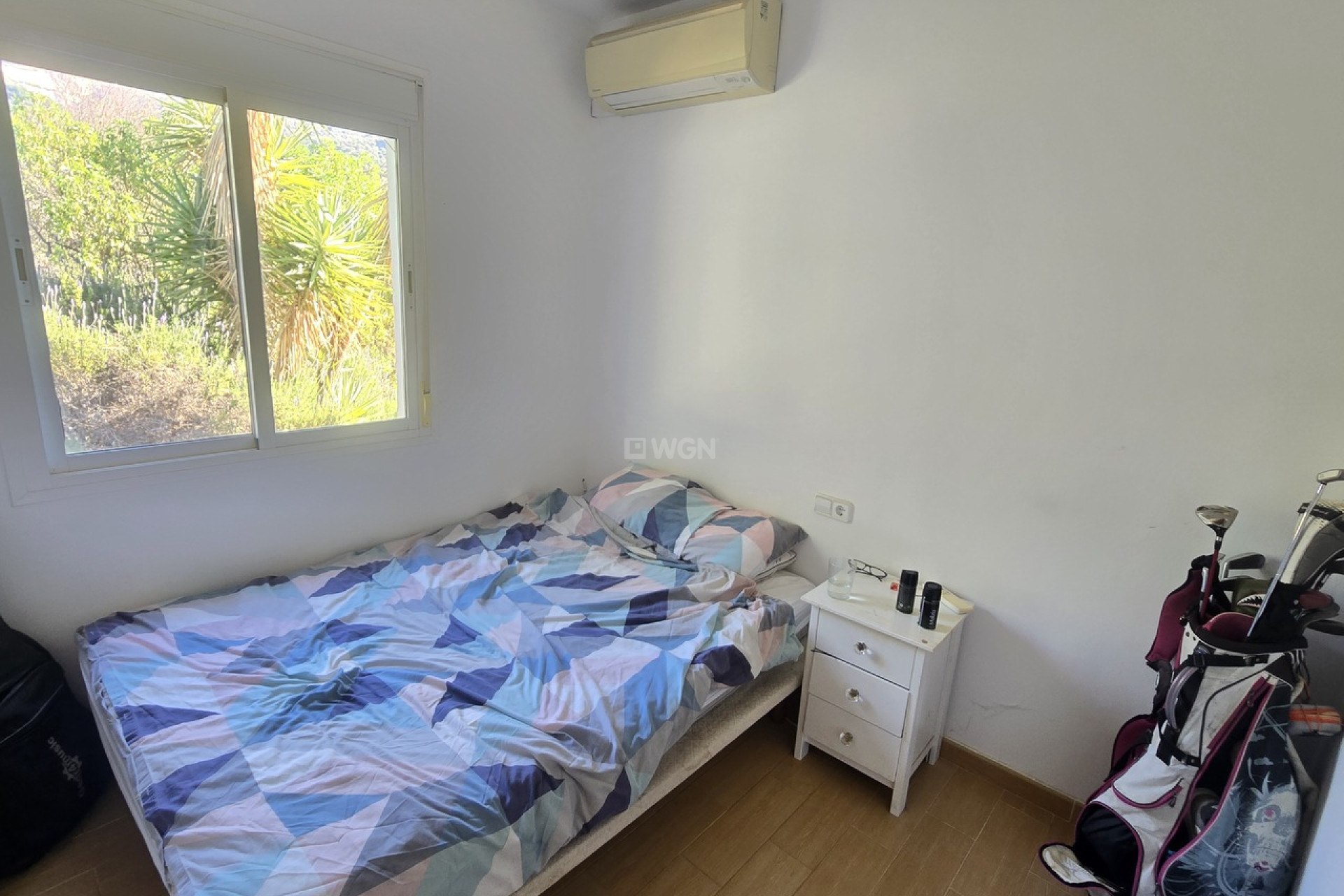 Resale - Villa - Alcaucín - Inland