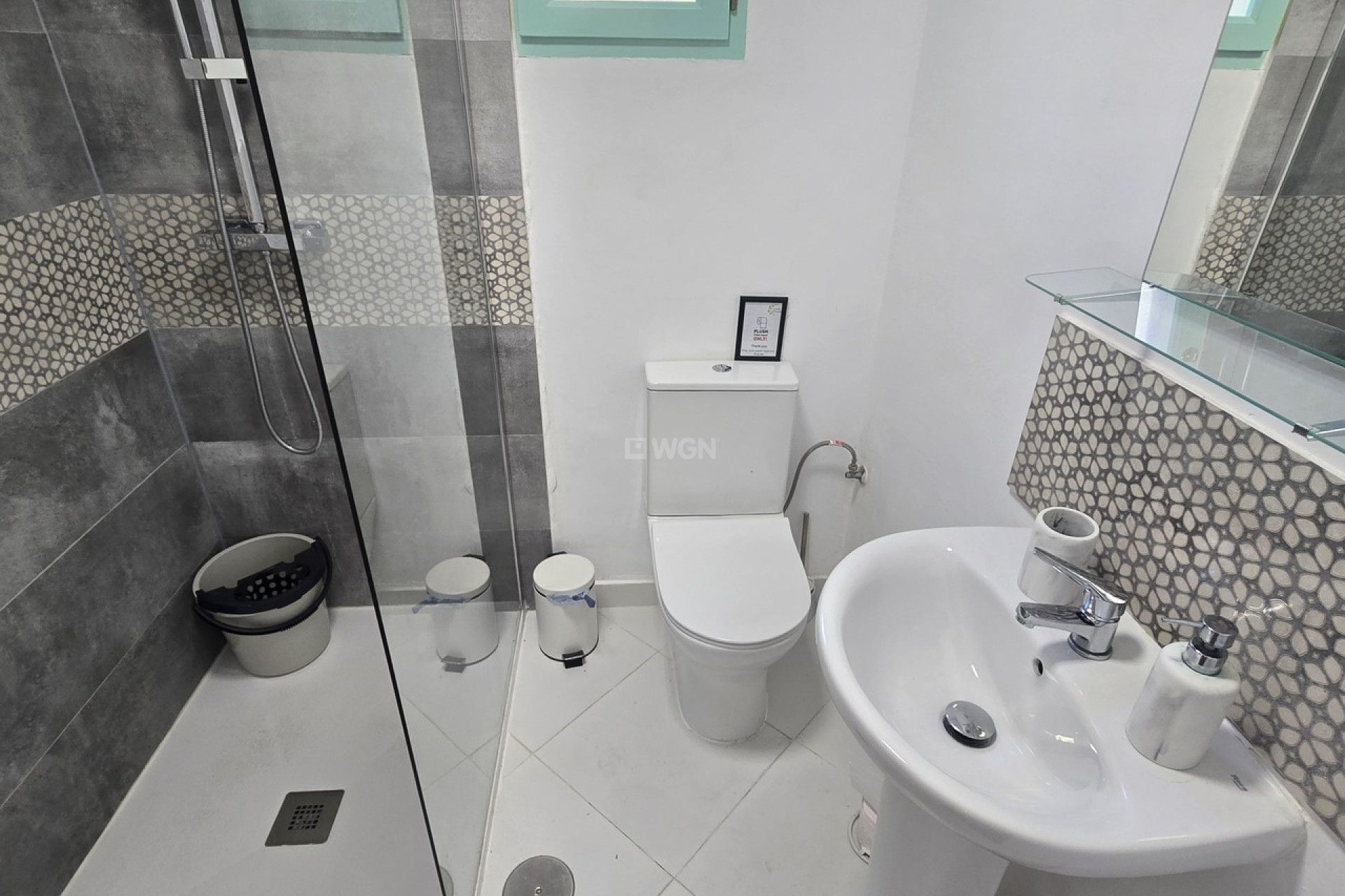 Resale - Villa - Alcaucín - Inland