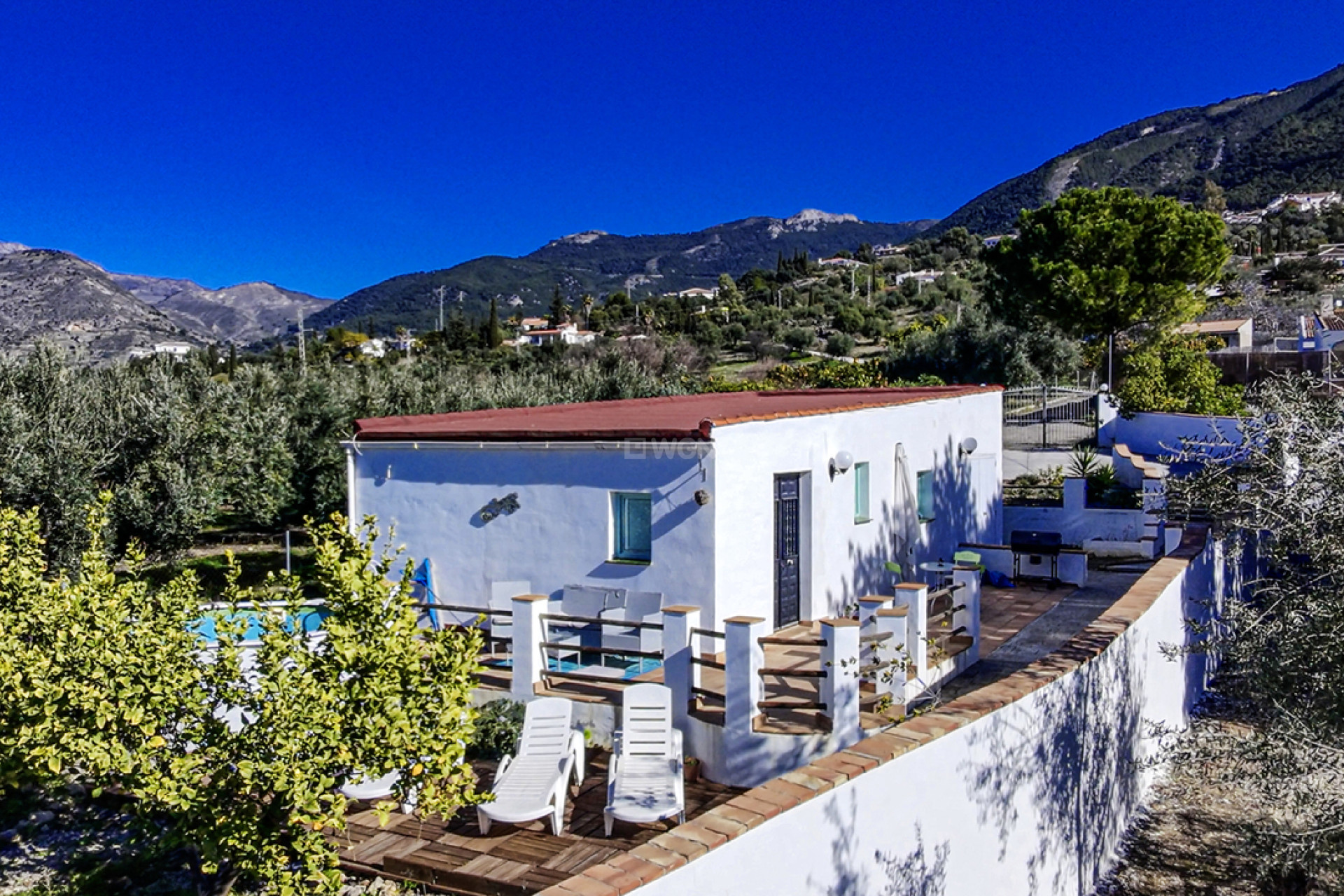 Resale - Villa - Alcaucín - Inland