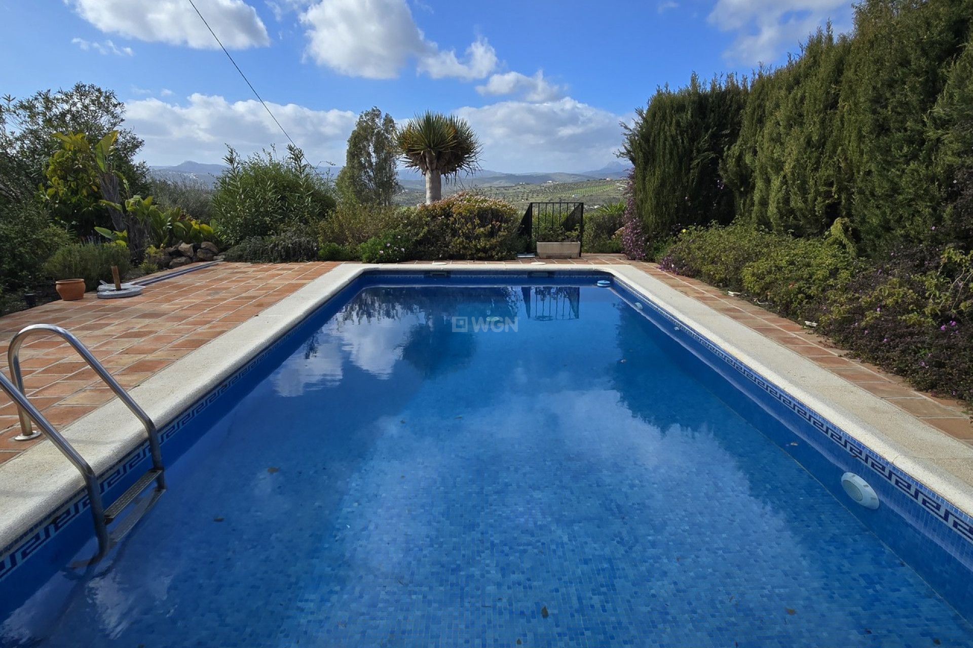 Resale - Villa - Alcaucín - Inland