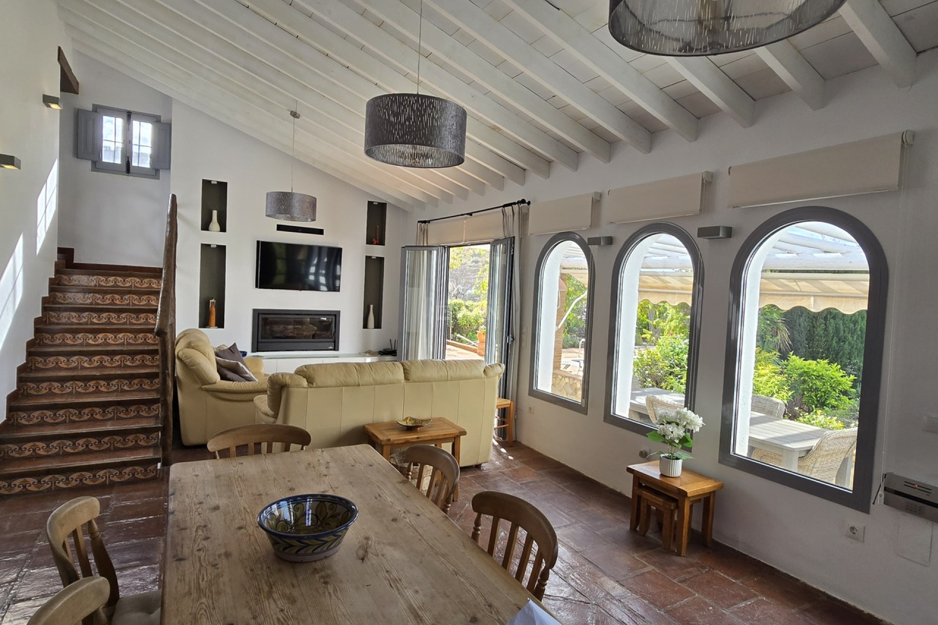 Resale - Villa - Alcaucín - Inland