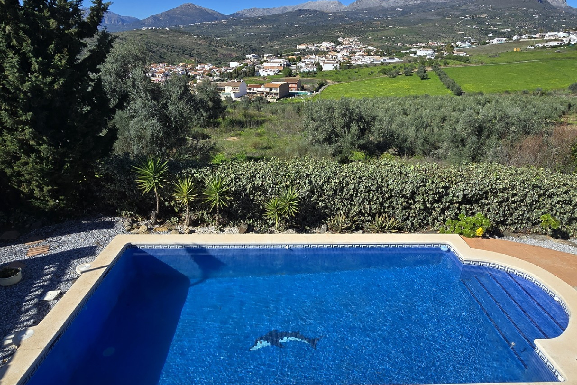 Resale - Villa - Alcaucín - Inland