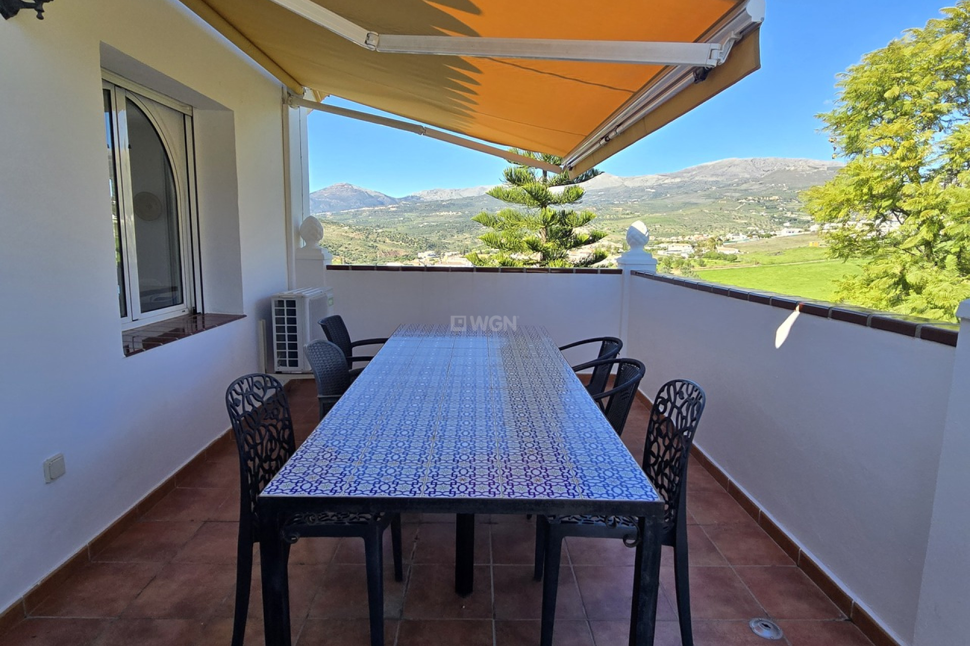 Resale - Villa - Alcaucín - Inland