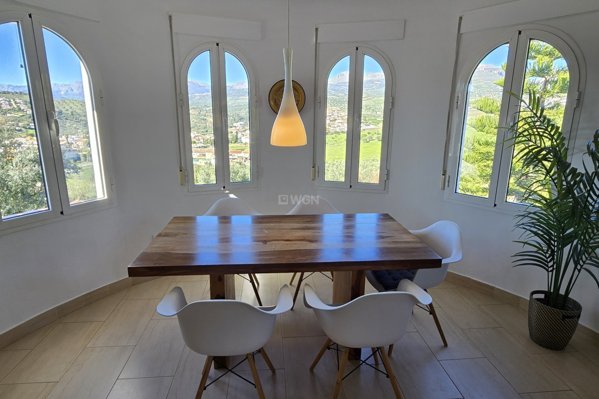 Resale - Villa - Alcaucín - Inland