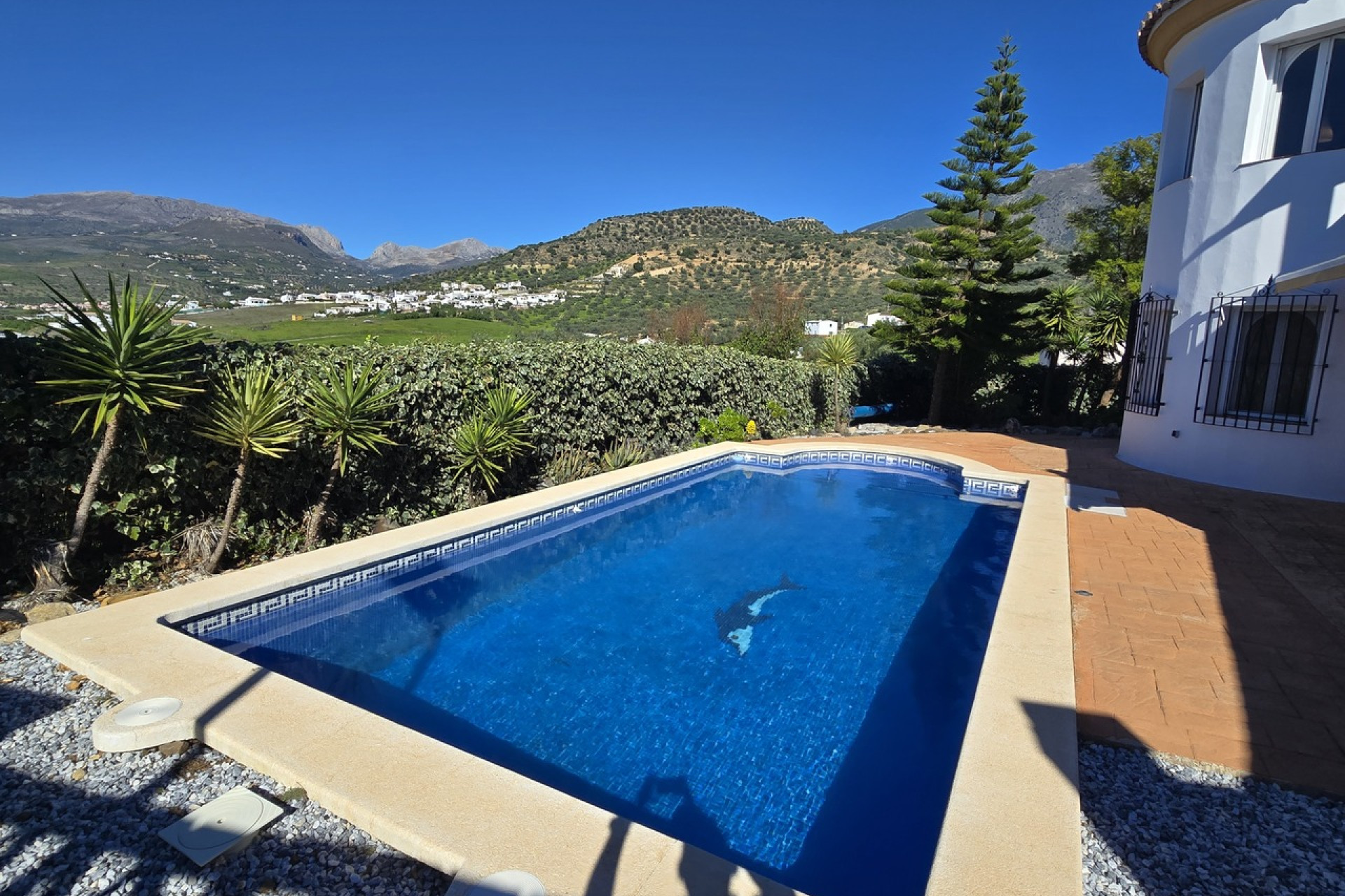 Resale - Villa - Alcaucín - Inland