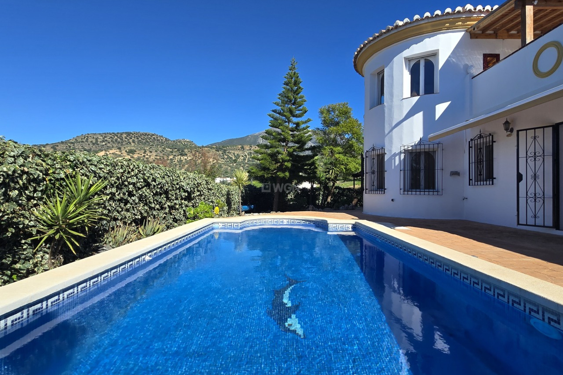 Resale - Villa - Alcaucín - Inland