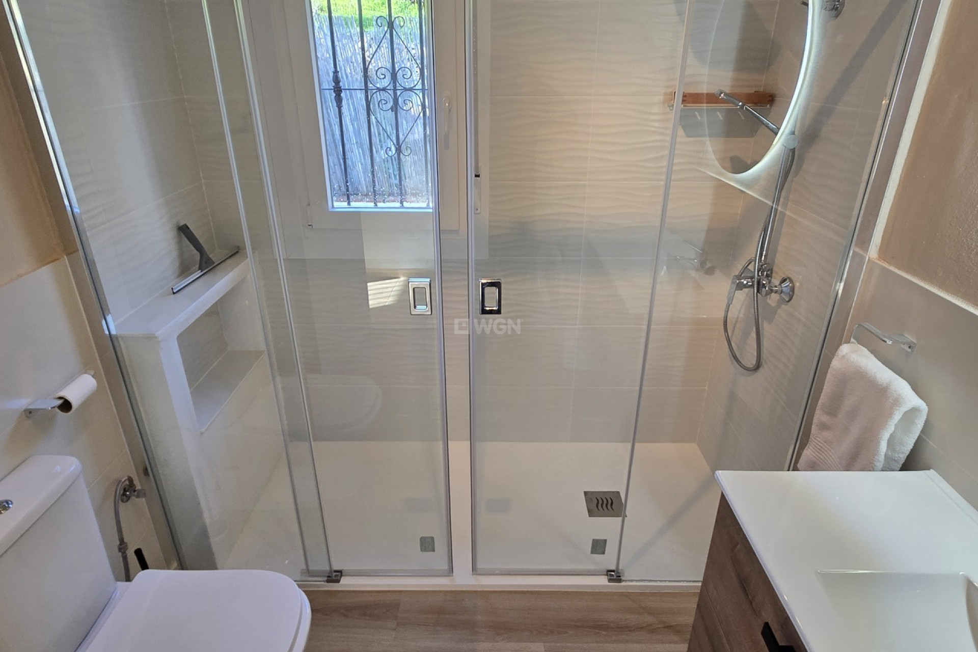 Resale - Villa - Alcaucín - Inland