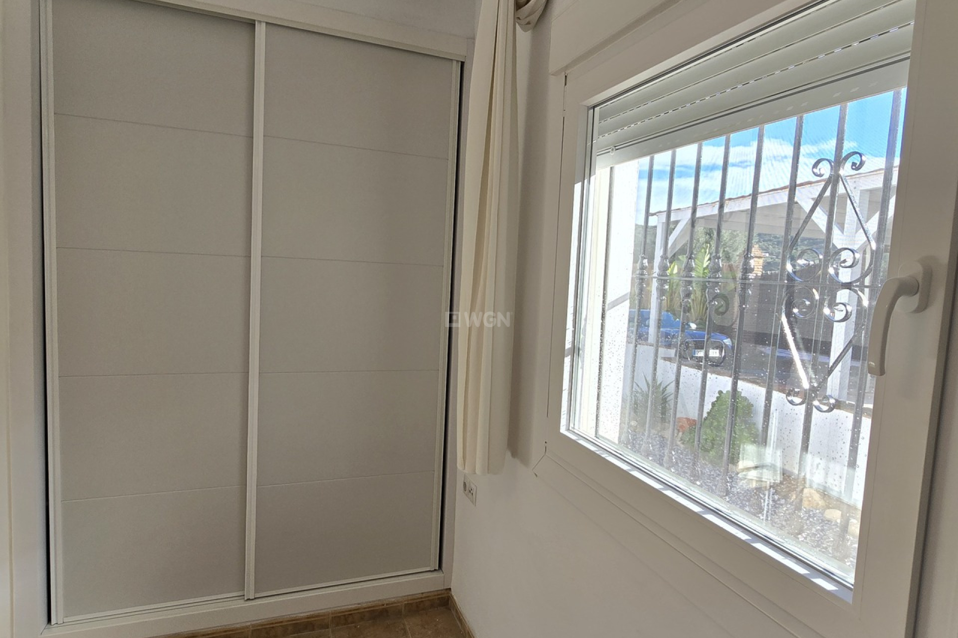 Resale - Villa - Alcaucín - Inland