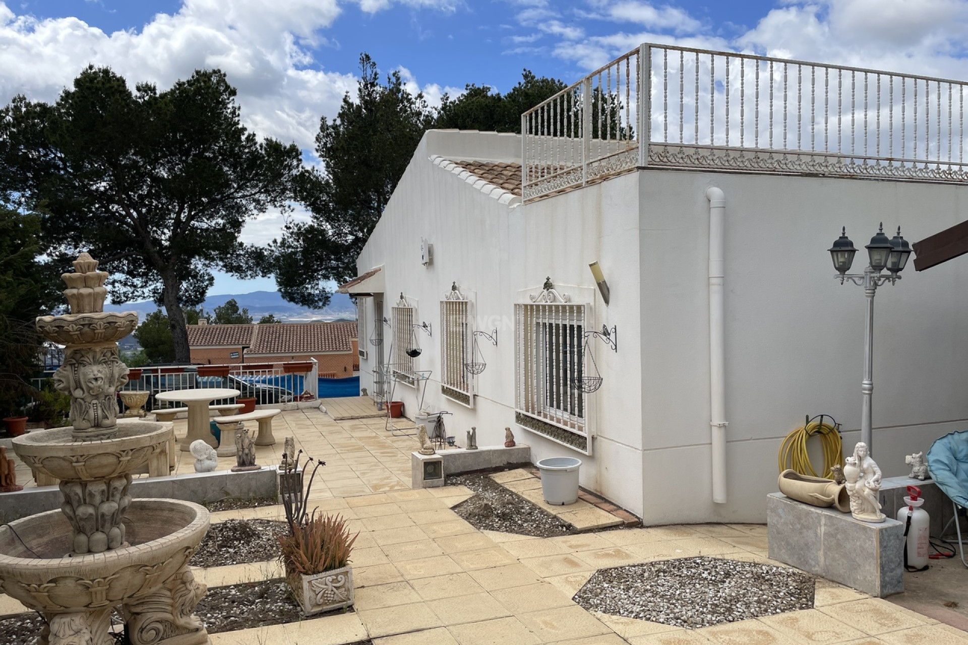 Resale - Villa - Aledo - Inland