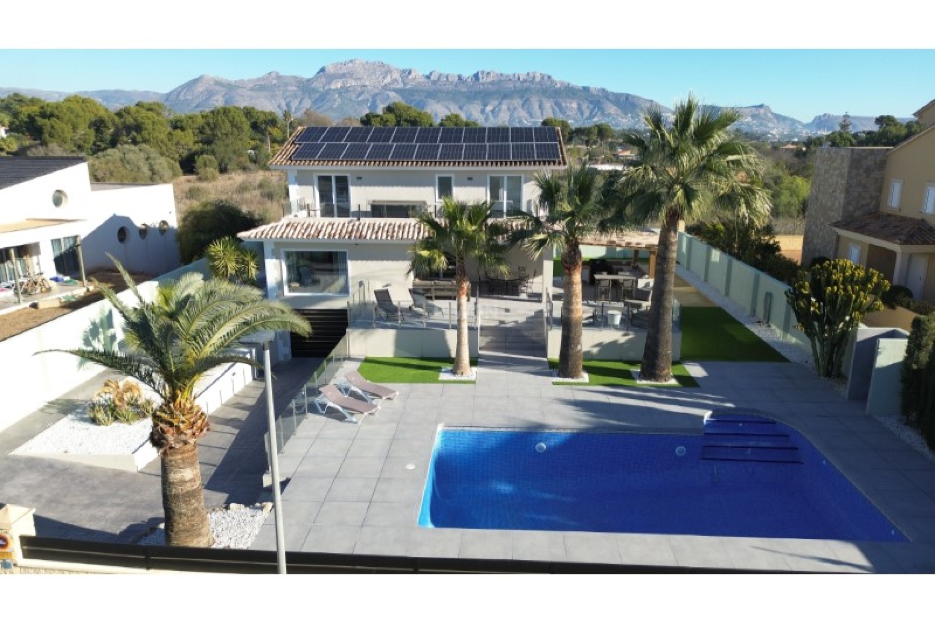 Resale - Villa - Alfas del Pí - Costa Blanca