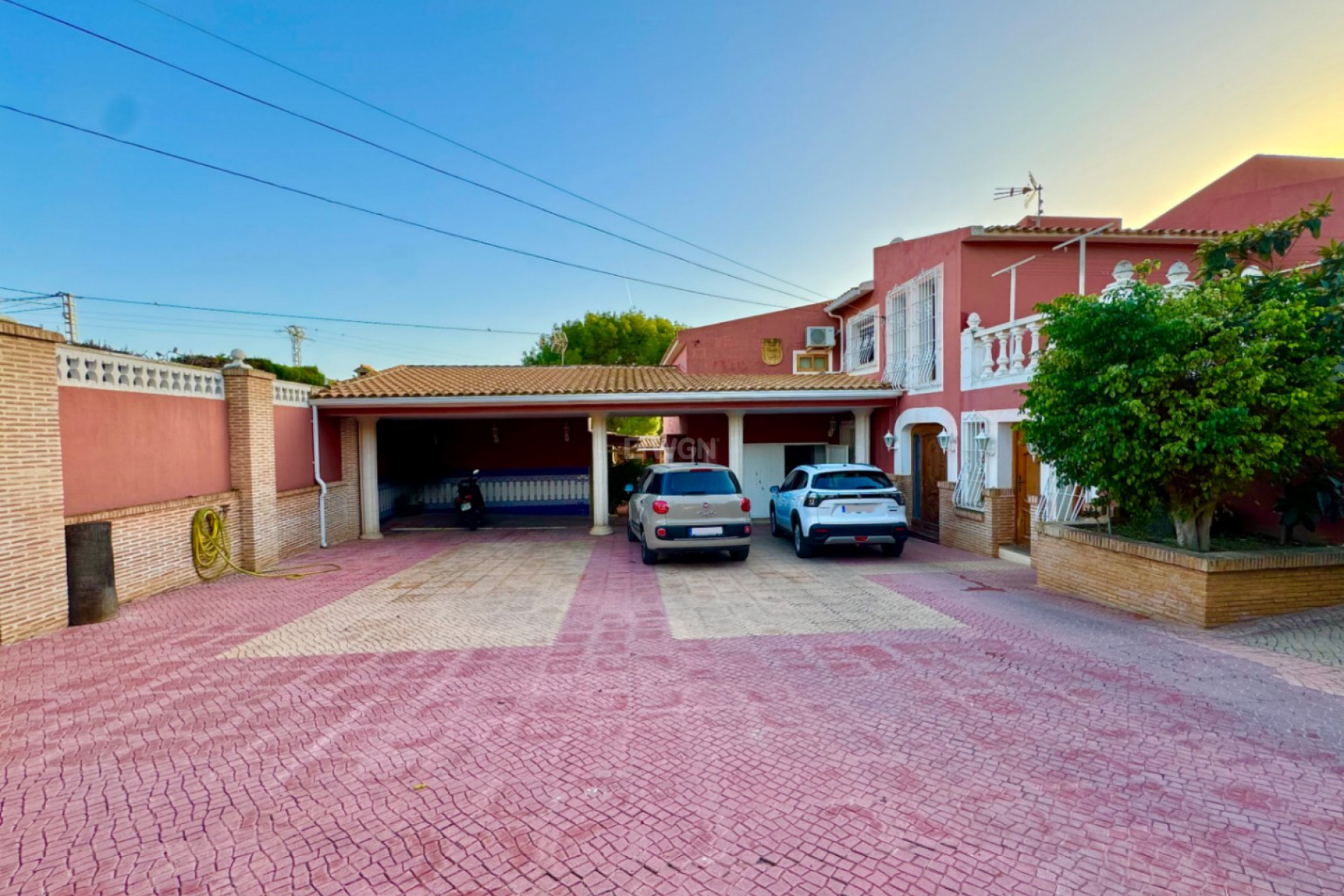 Resale - Villa - Alfas del Pí - Costa Blanca