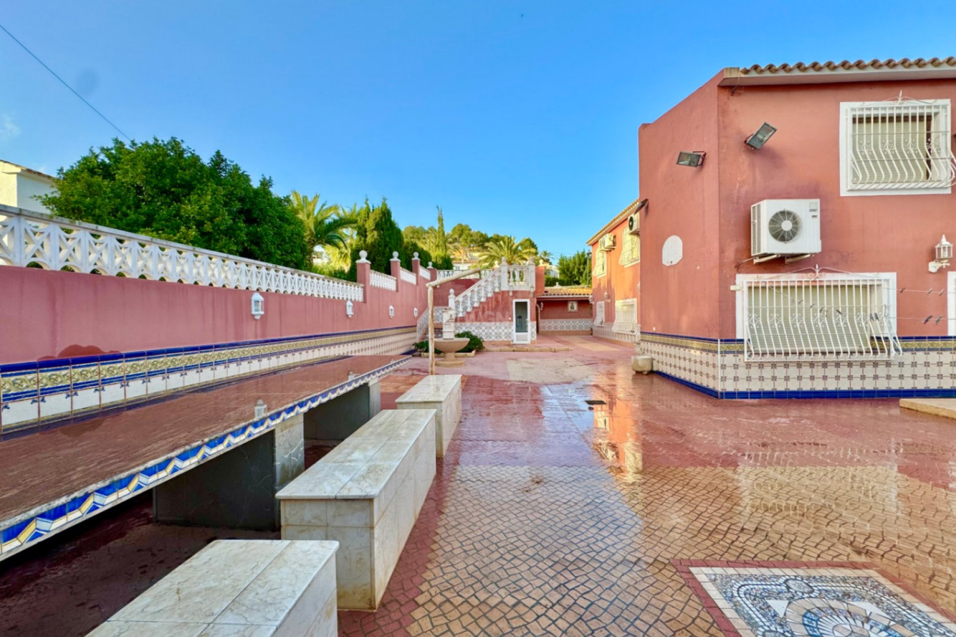 Resale - Villa - Alfas del Pí - Costa Blanca