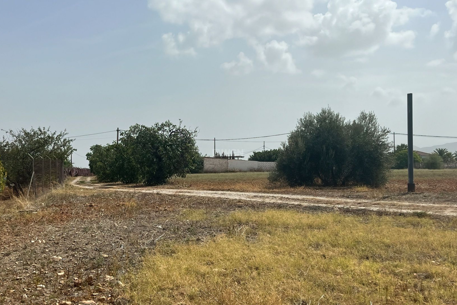 Resale - Villa - Alhaurín de la Torre - Inland