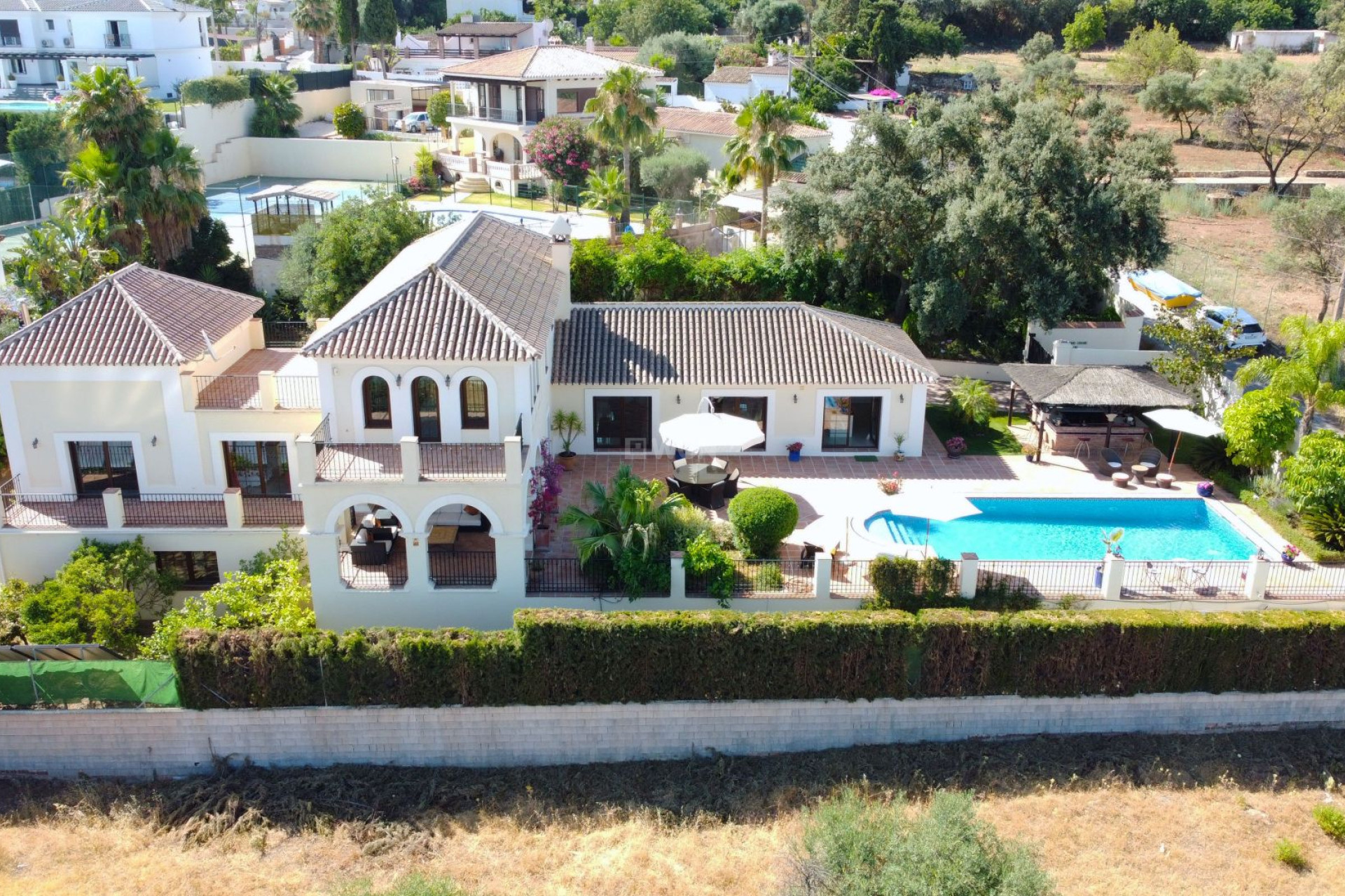 Resale - Villa - Alhaurin el Grande - Inland