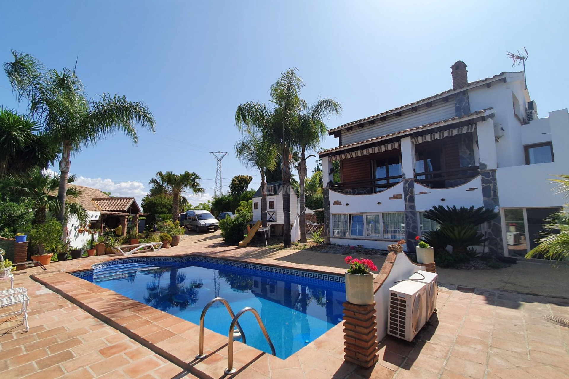 Resale - Villa - Alhaurin el Grande - Inland