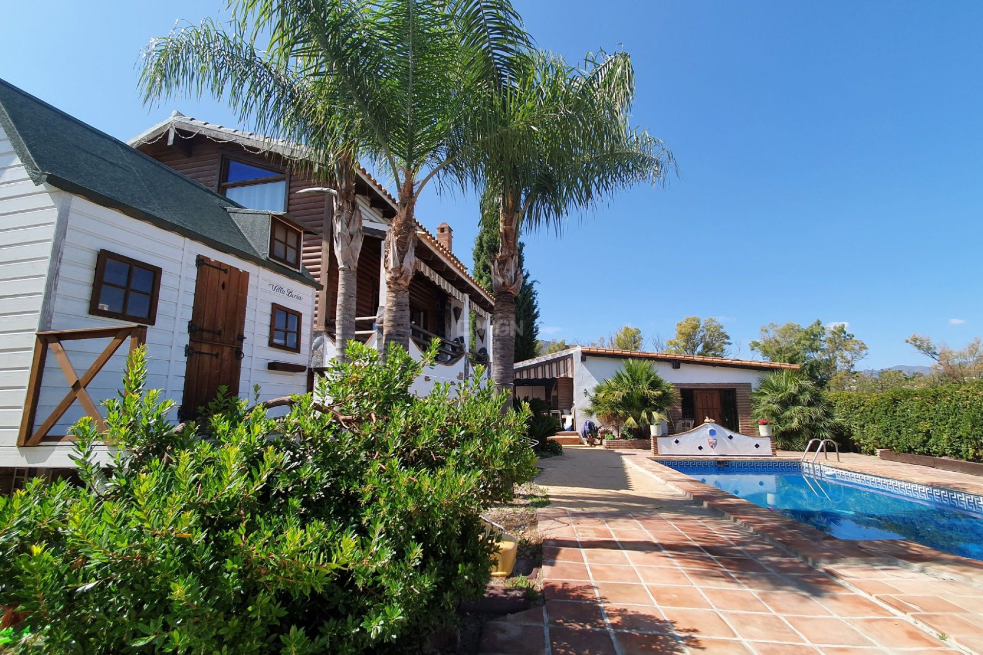 Resale - Villa - Alhaurin el Grande - Inland