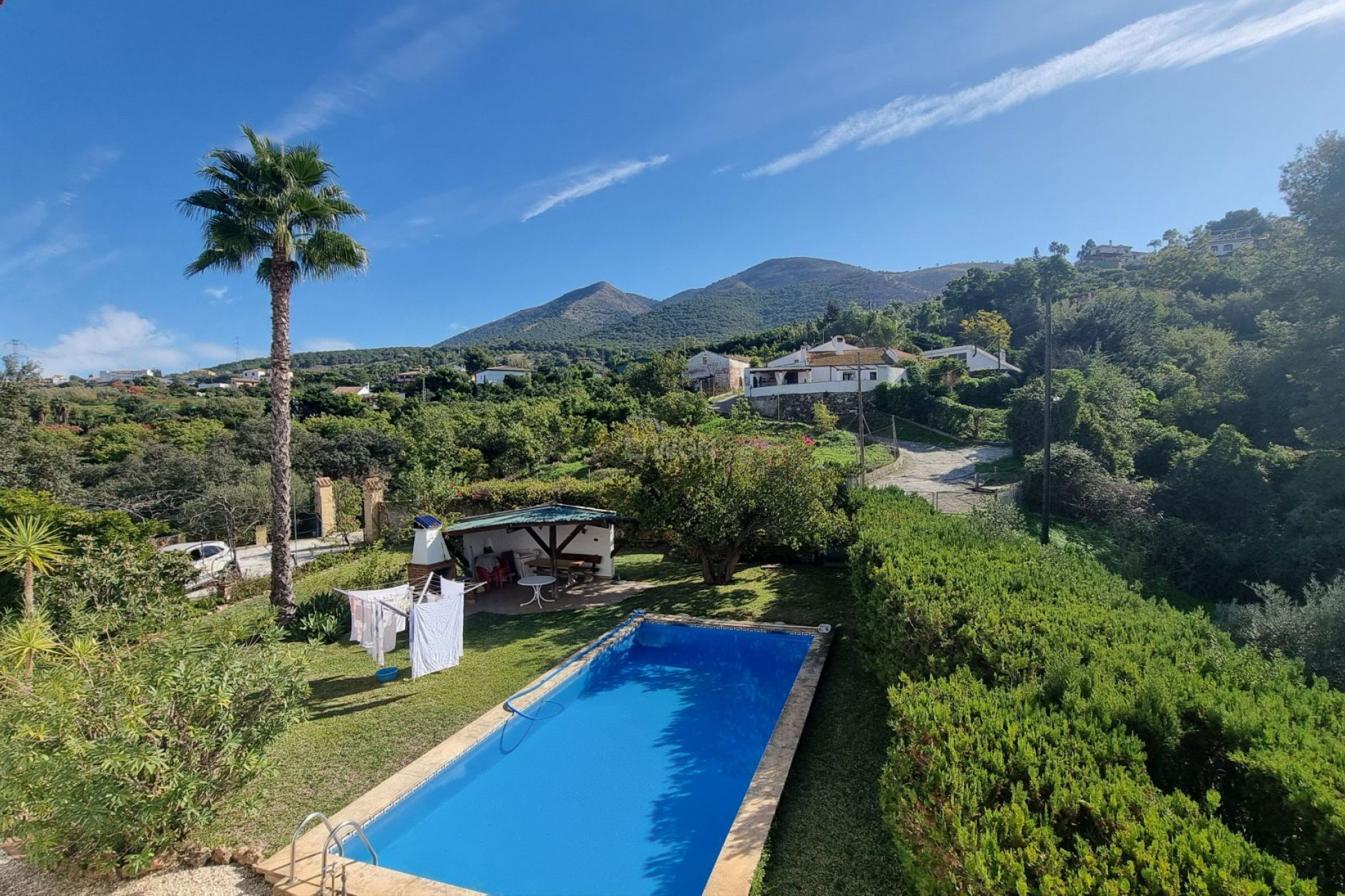 Resale - Villa - Alhaurin el Grande - Inland