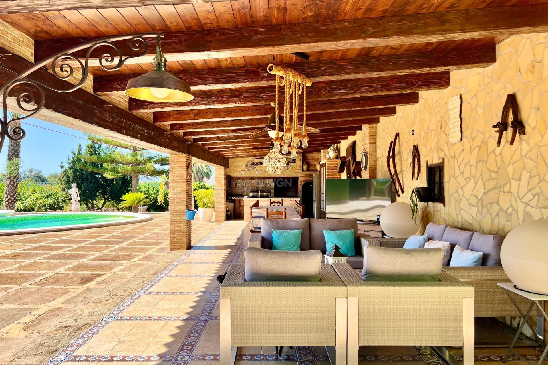 Resale - Villa - Almoradí - Comunidad Valenciana