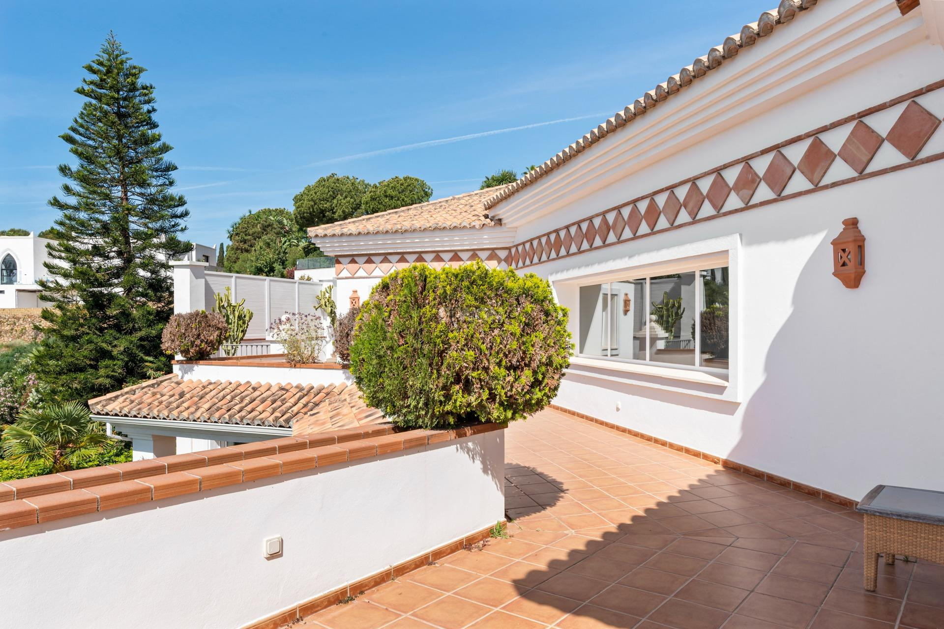 Resale - Villa - Benahavís - Cortés
