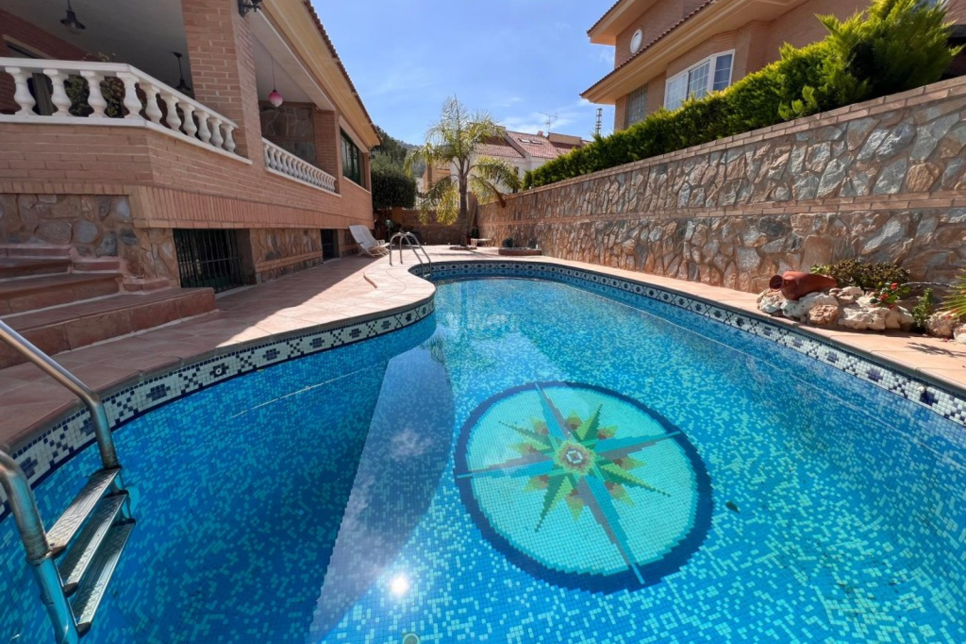 Resale - Villa - Benidorm - Costa Blanca