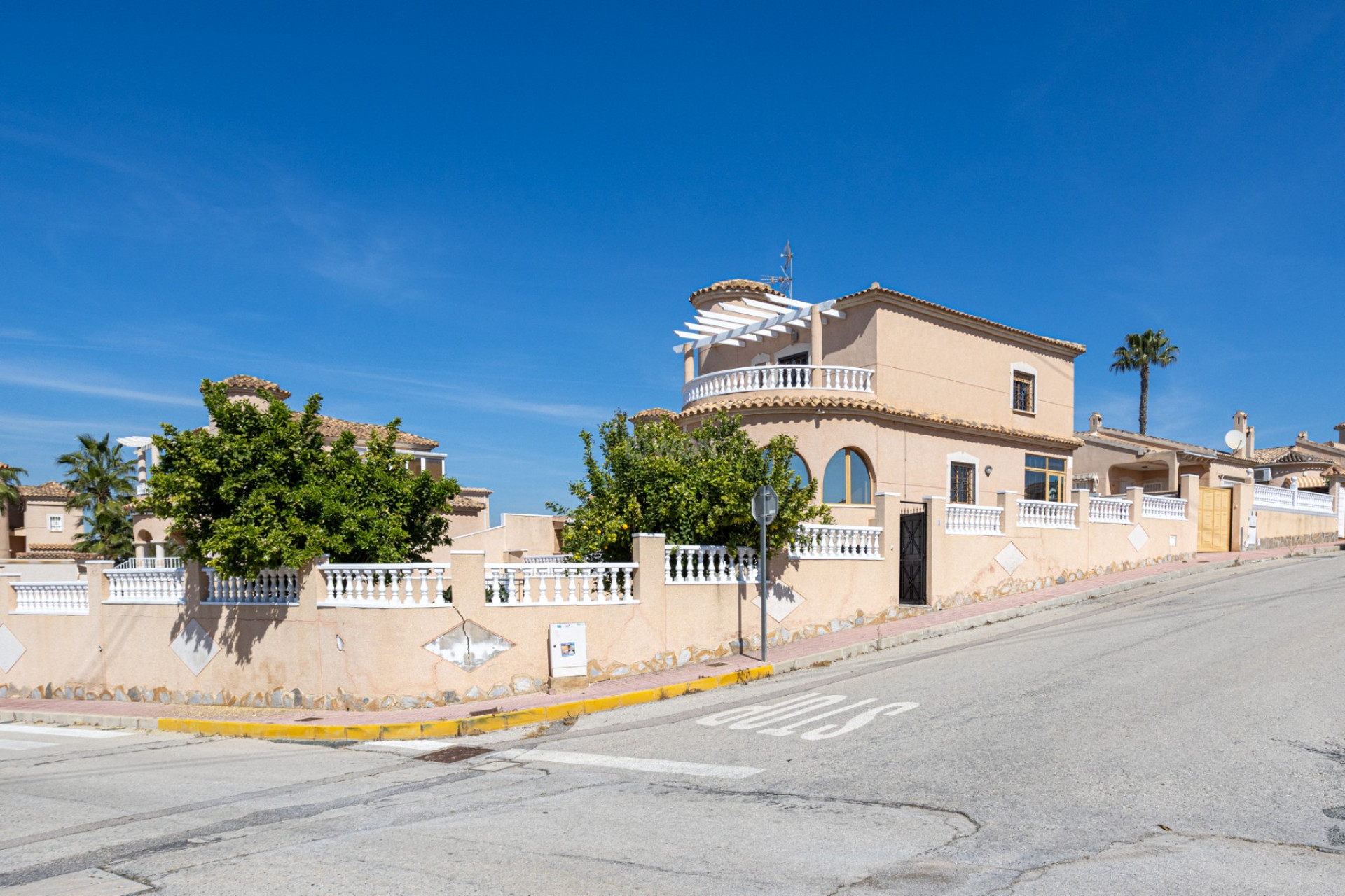 Resale - Villa - Benijofar - Costa Blanca