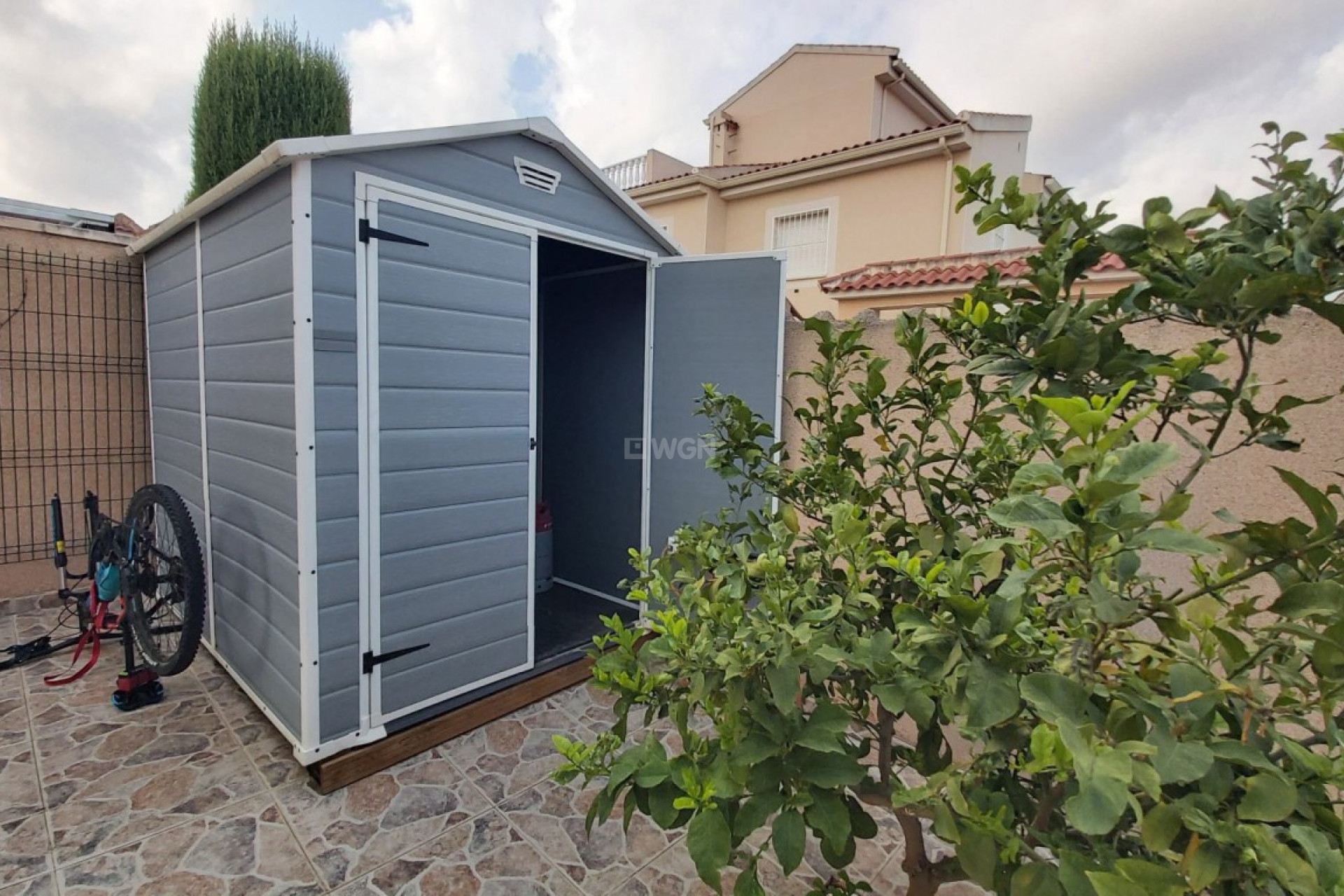 Resale - Villa - Benimar - Costa Blanca