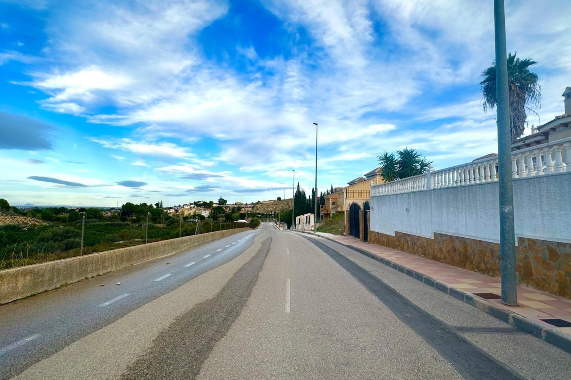 Resale - Villa - Bigastro - Comunidad Valenciana