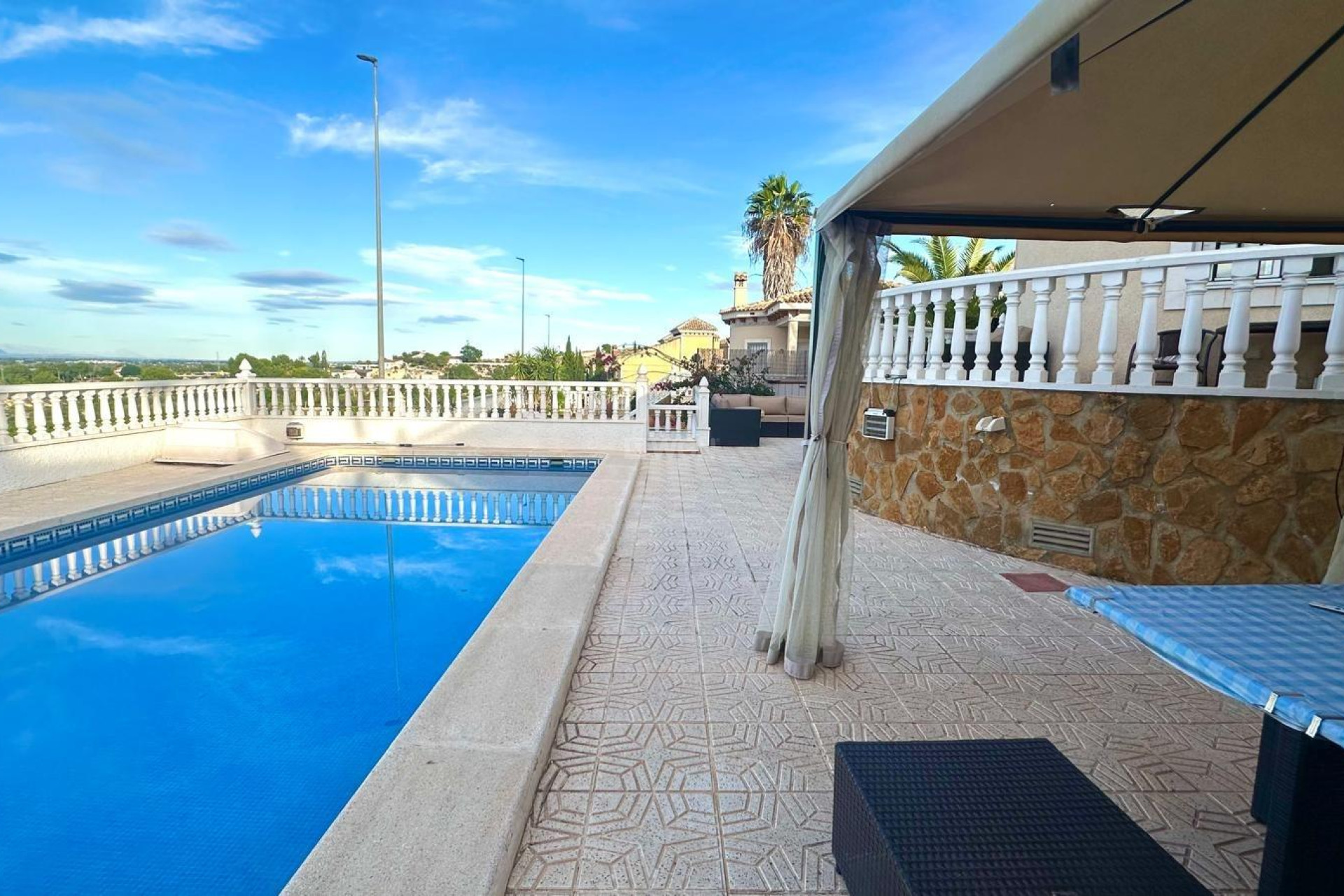 Resale - Villa - Bigastro - Comunidad Valenciana