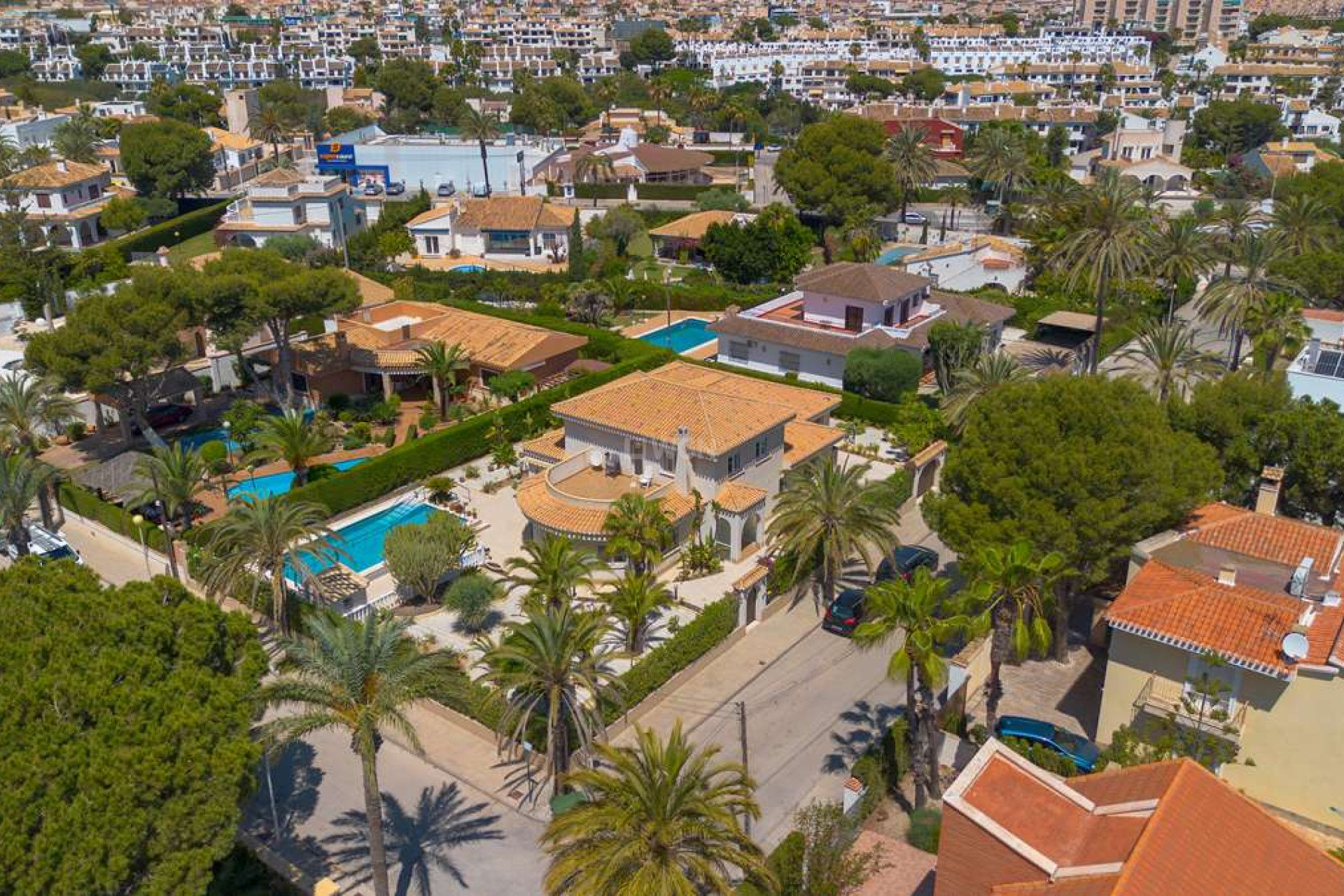 Resale - Villa - Cabo Roig - Costa Blanca