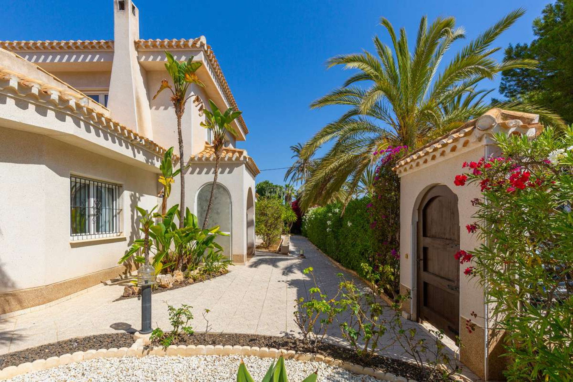 Resale - Villa - Cabo Roig - Costa Blanca