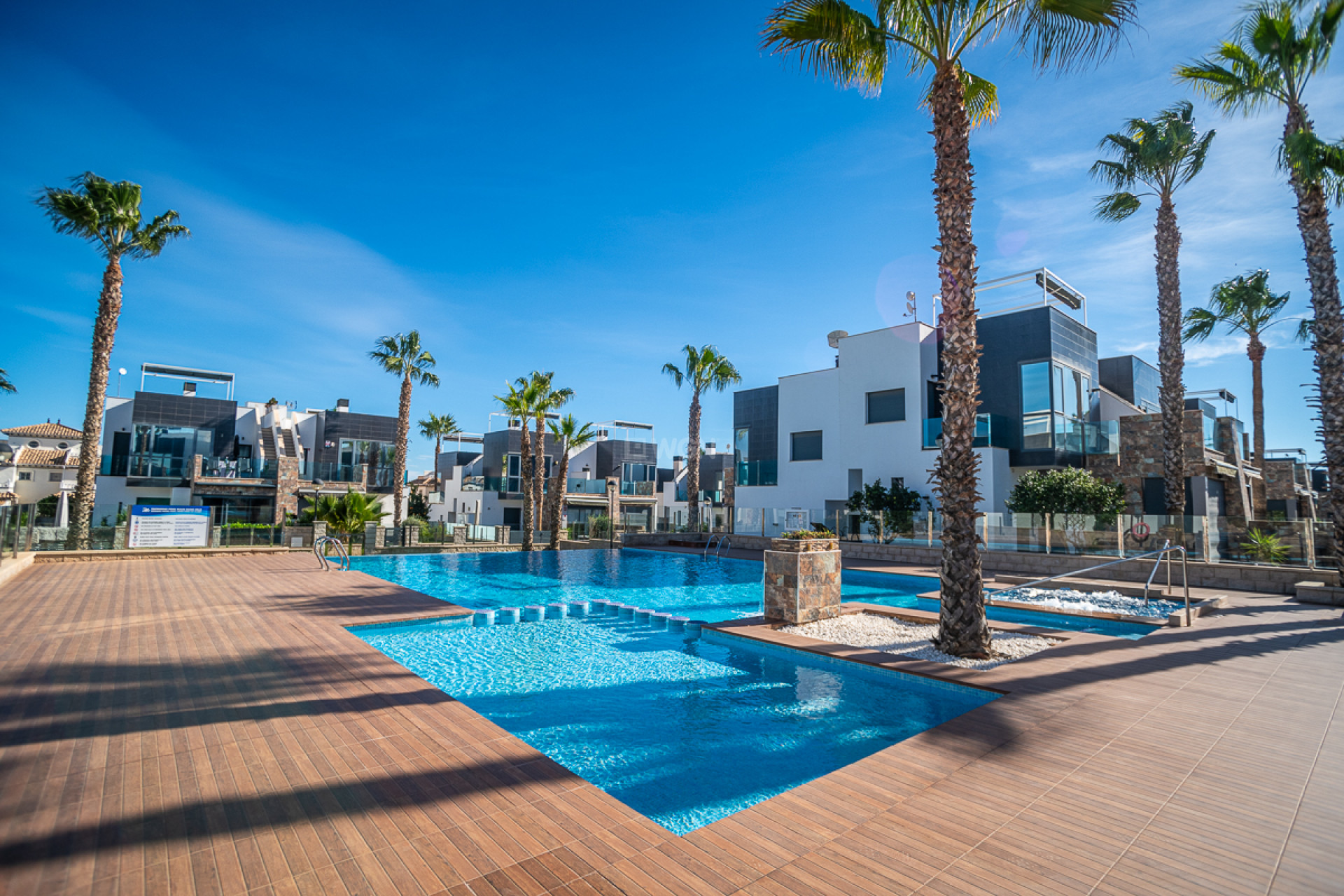 Resale - Villa - Cabo Roig - Costa Blanca