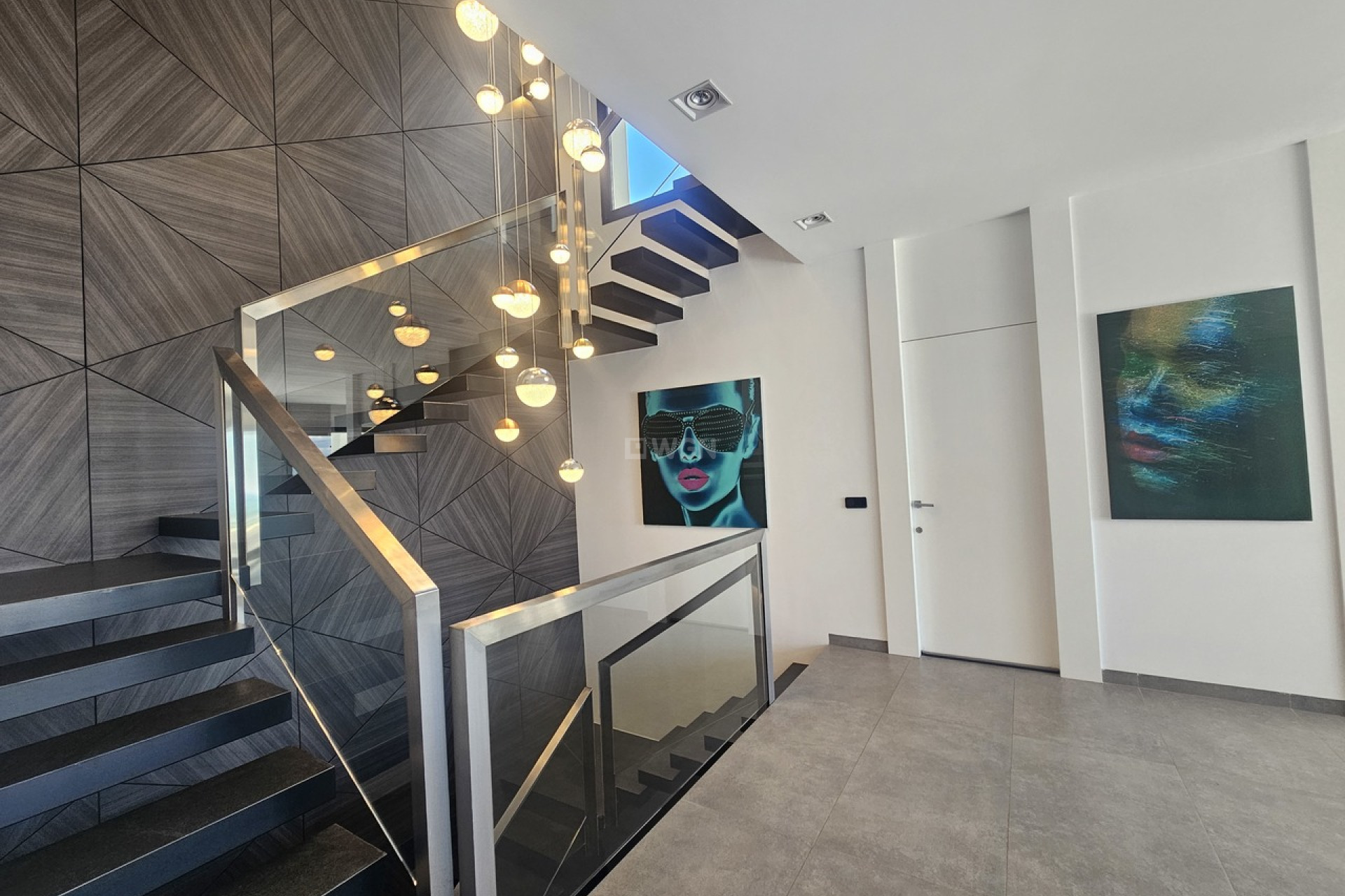 Resale - Villa - Cabo Roig - Costa Blanca