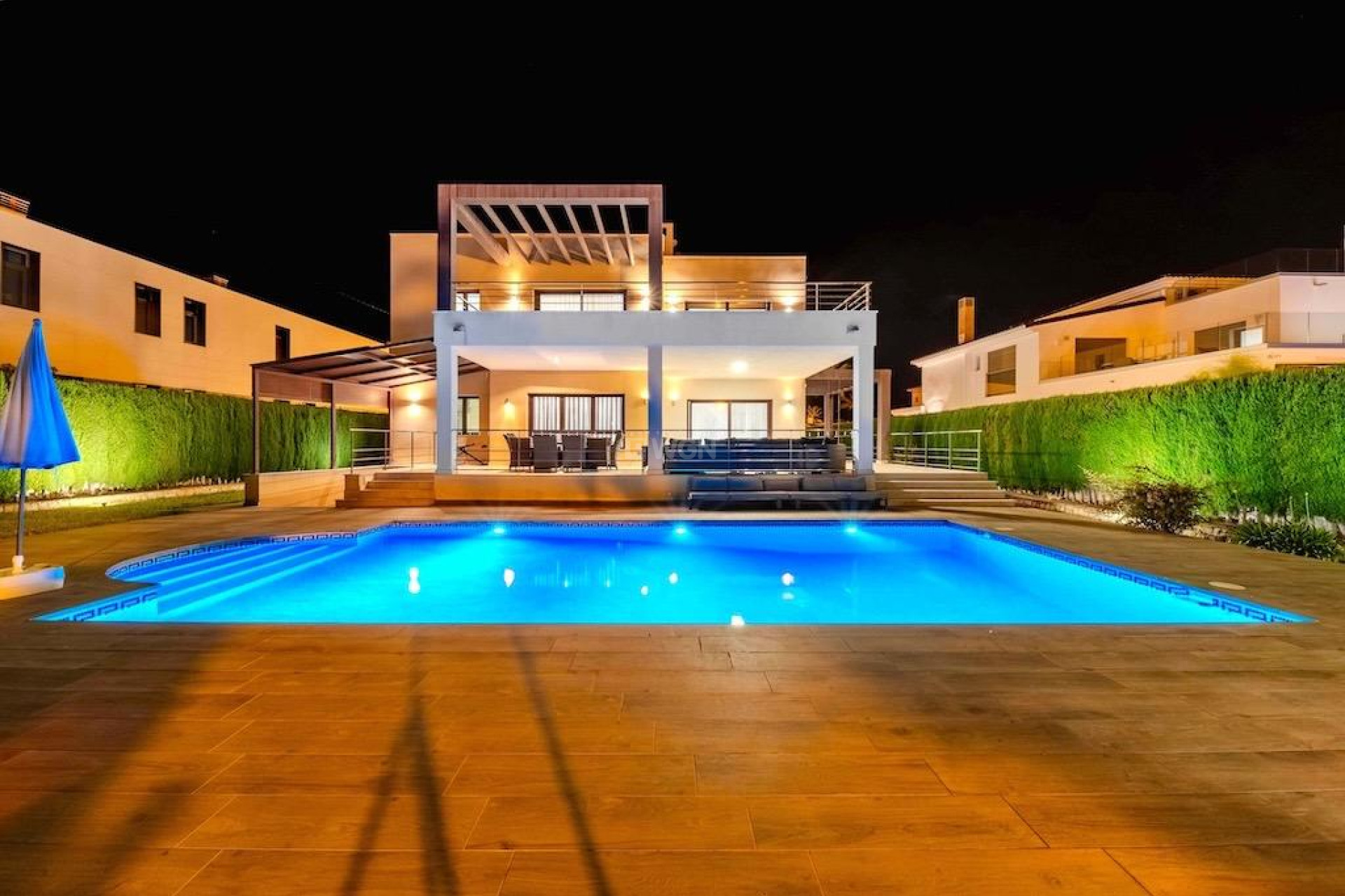 Resale - Villa - Cabo Roig - Costa Blanca
