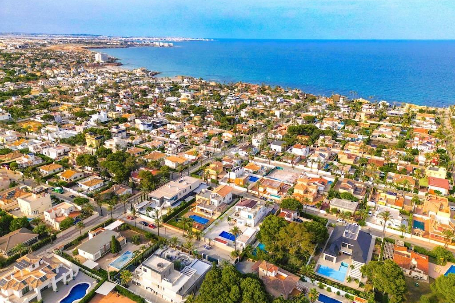 Resale - Villa - Cabo Roig - Costa Blanca