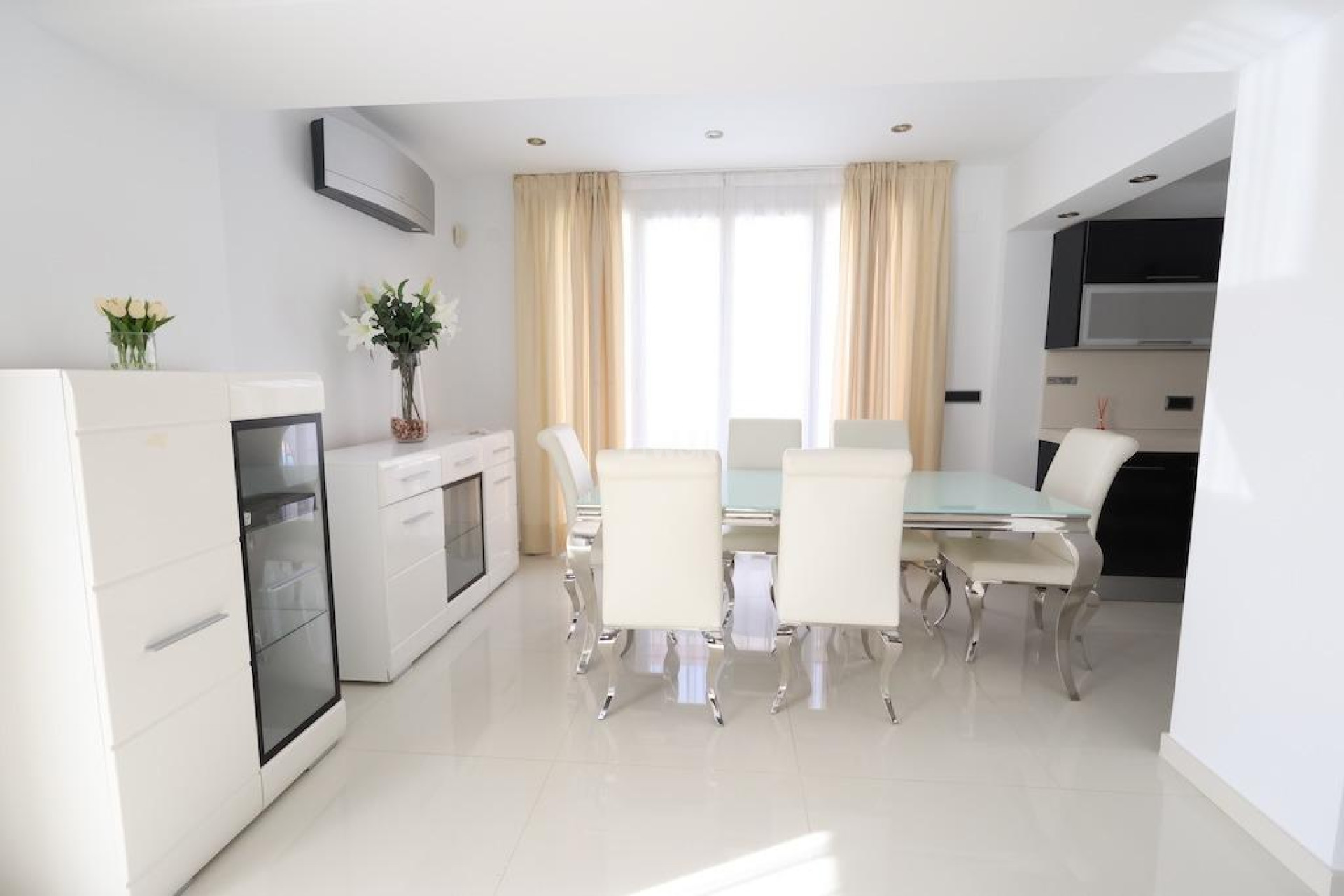 Resale - Villa - Cabo Roig - Costa Blanca