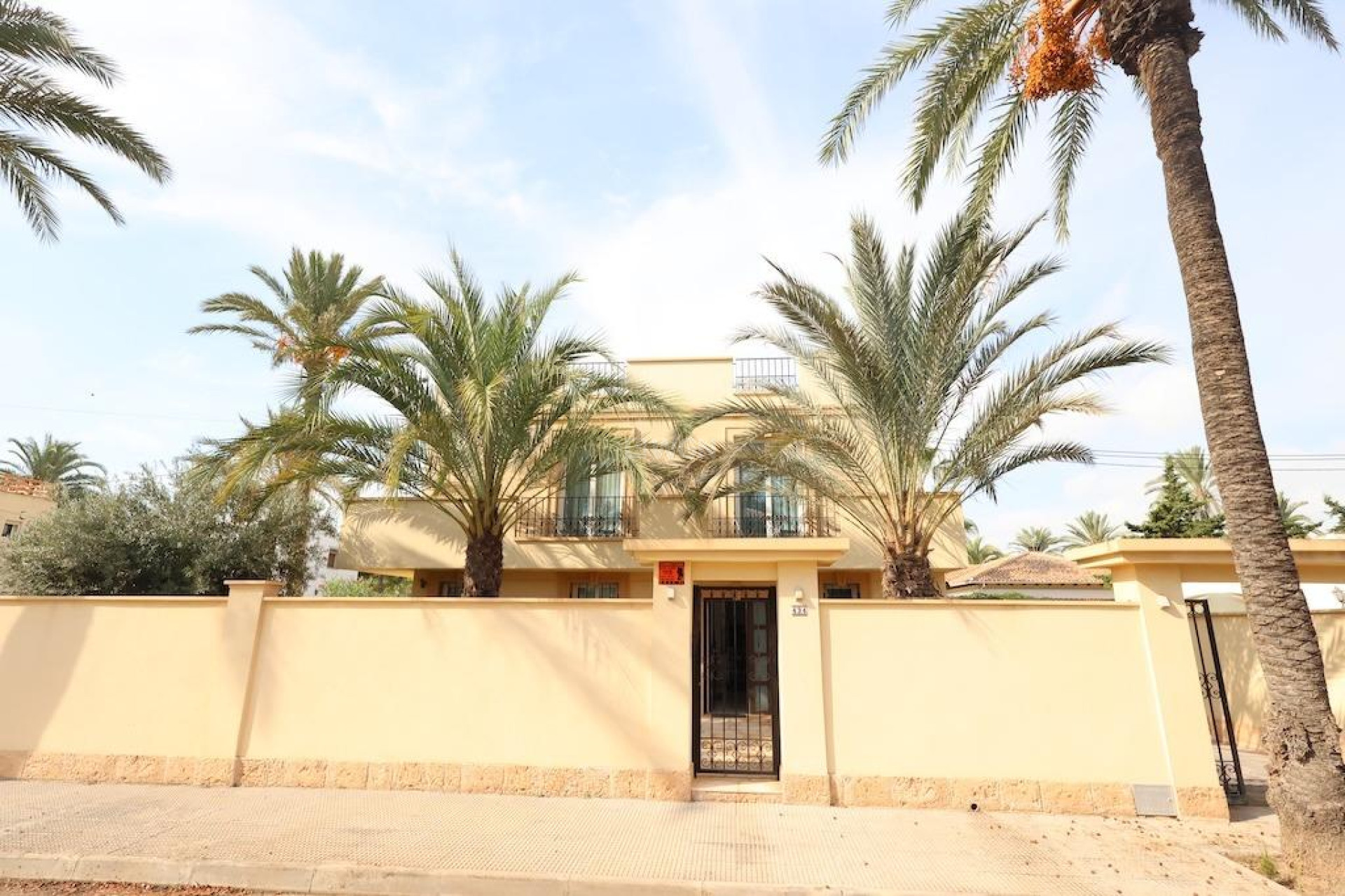 Resale - Villa - Cabo Roig - Costa Blanca