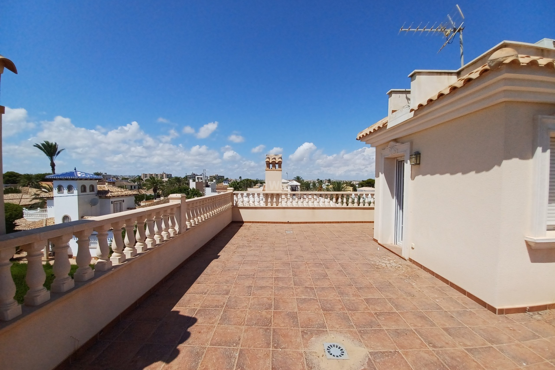 Resale - Villa - Cabo Roig - Costa Blanca