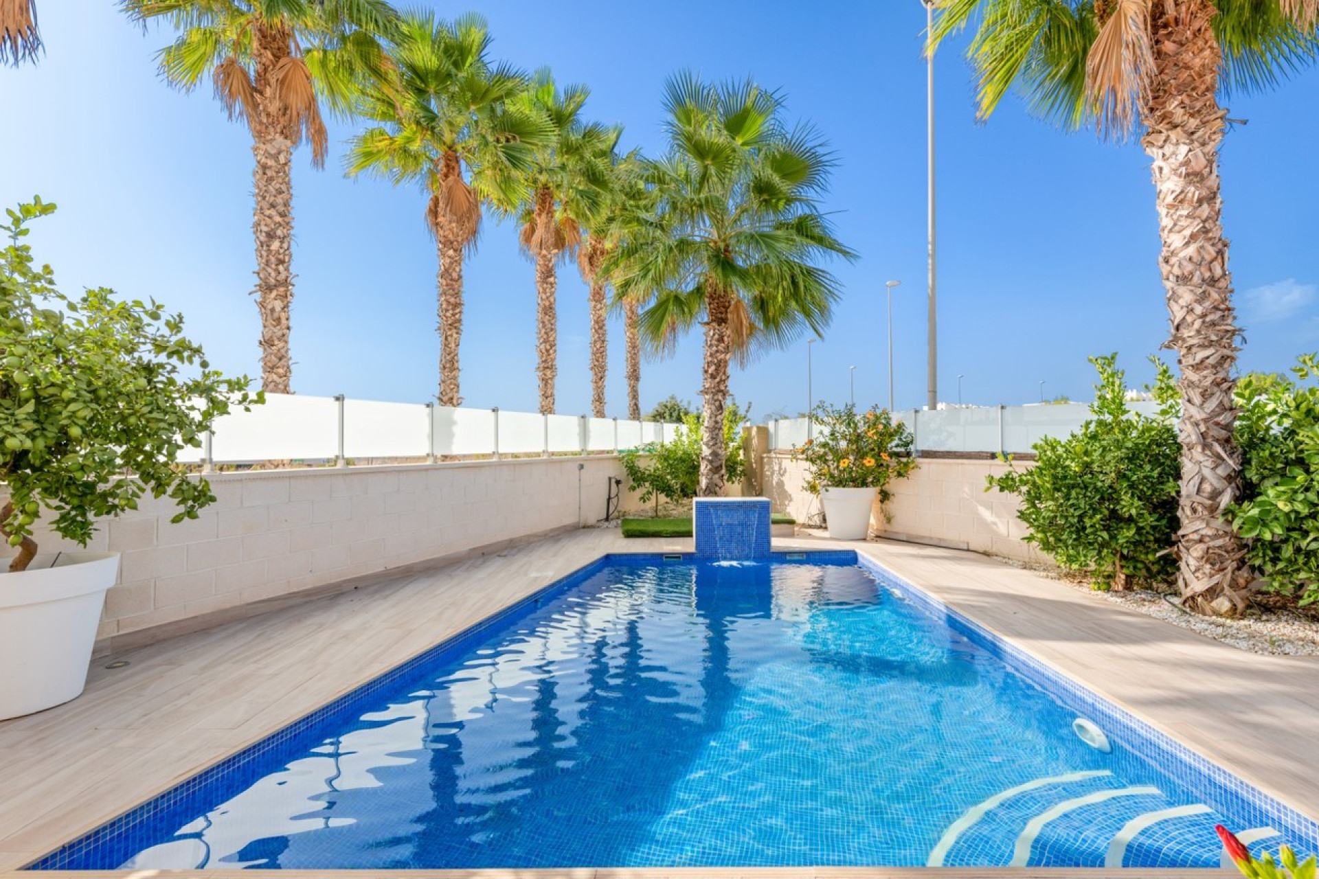 Resale - Villa - Cabo Roig - Costa Blanca