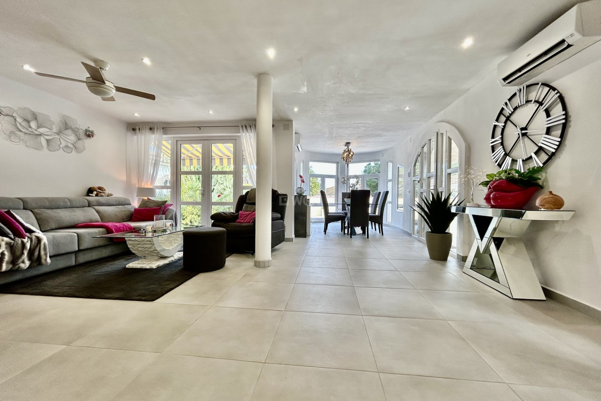 Resale - Villa - Cabo Roig - Costa Blanca