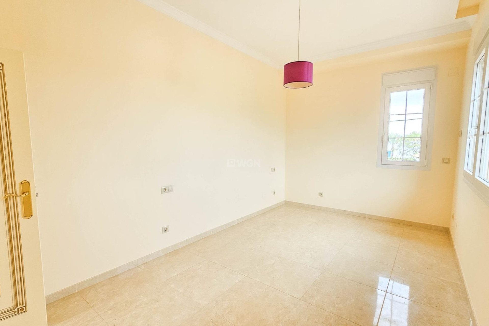 Resale - Villa - Cabo Roig