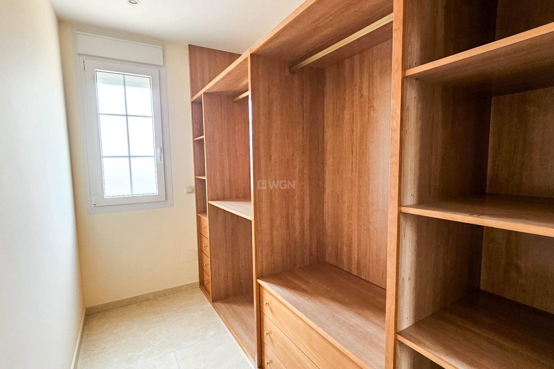 Resale - Villa - Cabo Roig