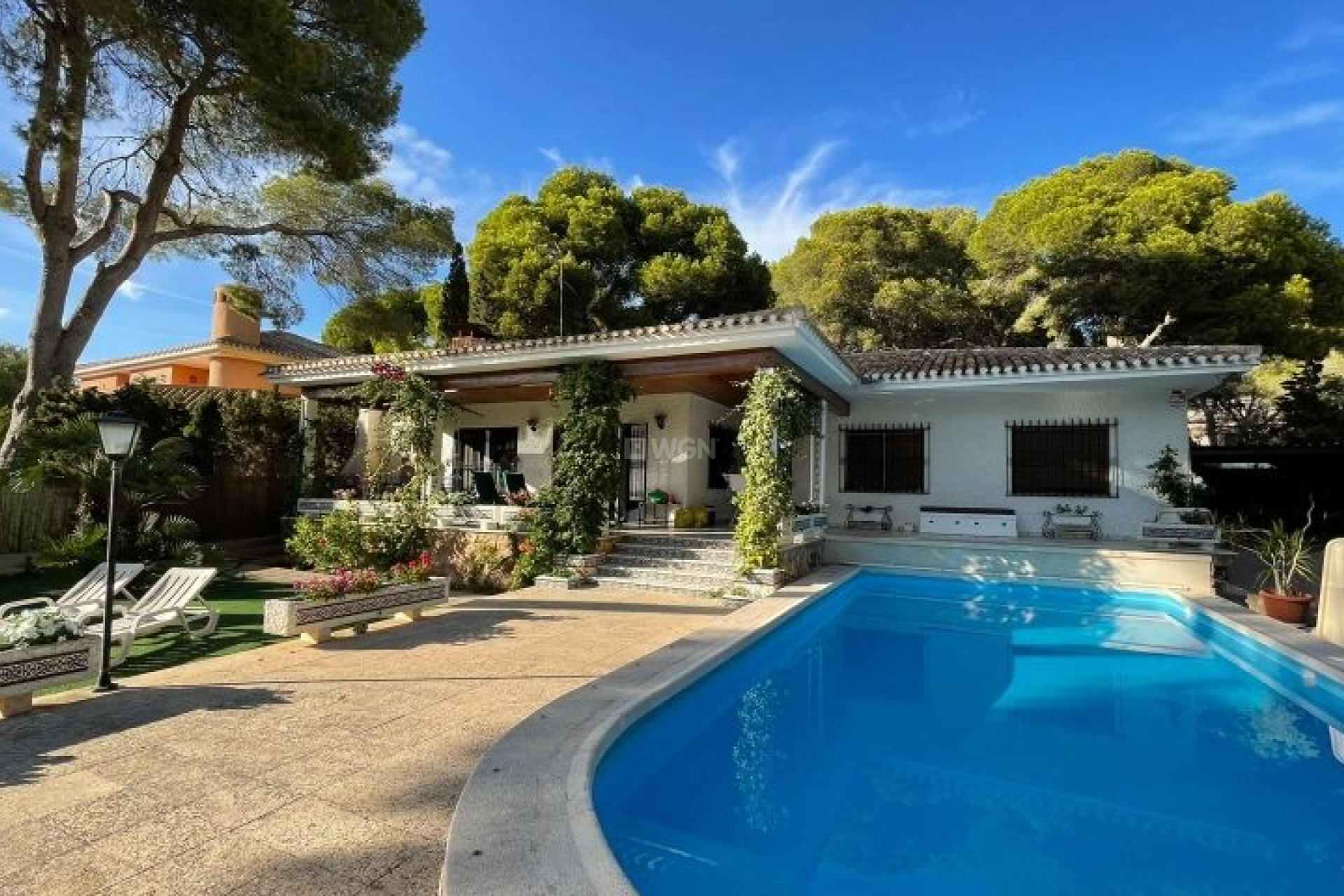 Resale - Villa - Campoamor - Costa Blanca