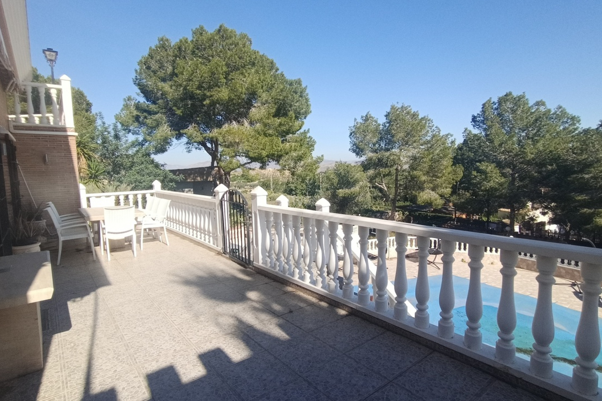 Resale - Villa - Canadas De San Pedro - Inland